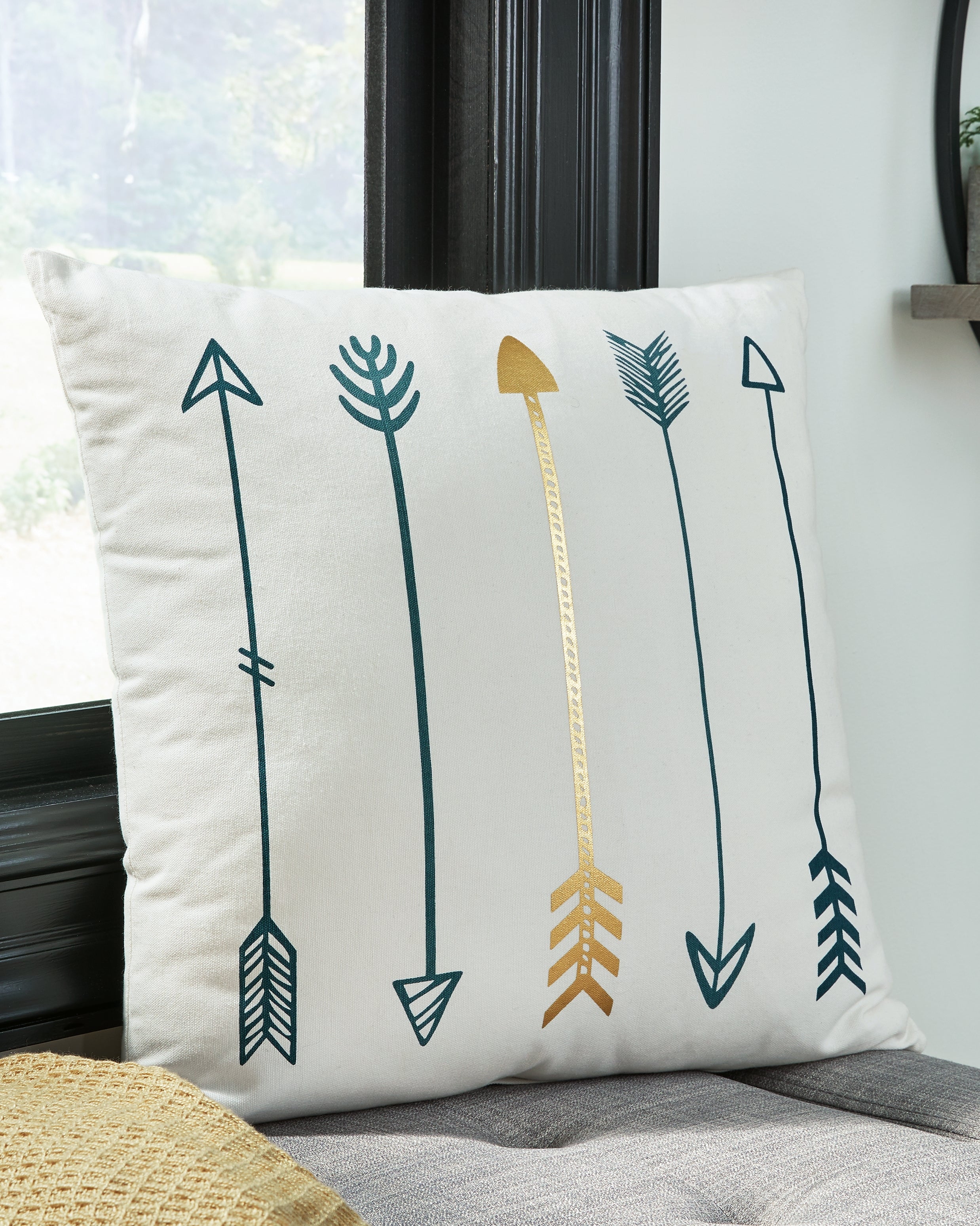 Family Deals Furniture - Ashley Furniture - Gyldan Pillows - Pillow (4/CS) / White/Teal/Gold - A1000994