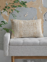 Family Deals Furniture - Ashley Furniture - Hathby Pillows - Pillow (4/CS) / Tan/White - A1001048