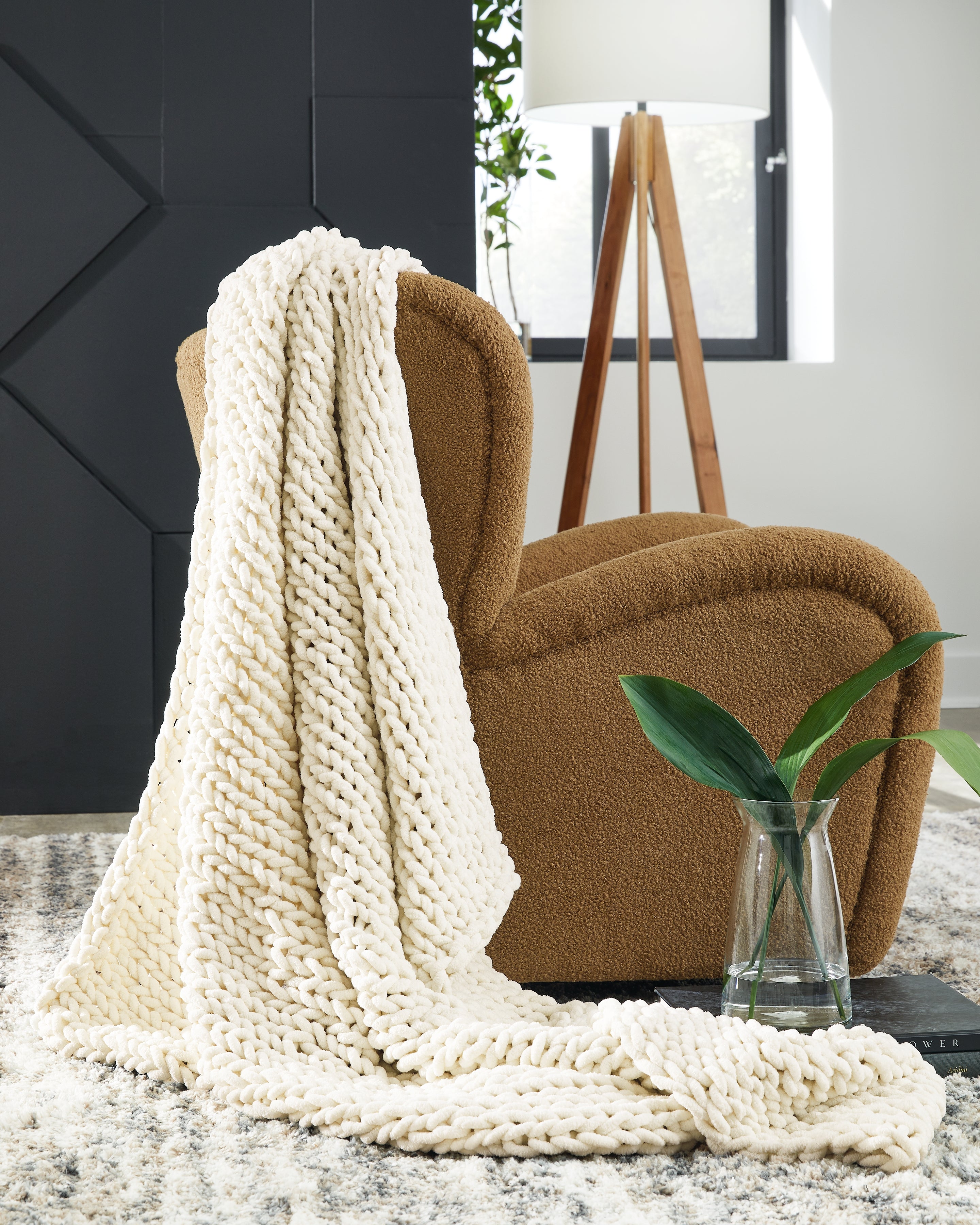 Family Deals Furniture - Ashley Furniture - Chaddon Throw (Set of 3) - Throw (3/CS) / Ivory - A1001060