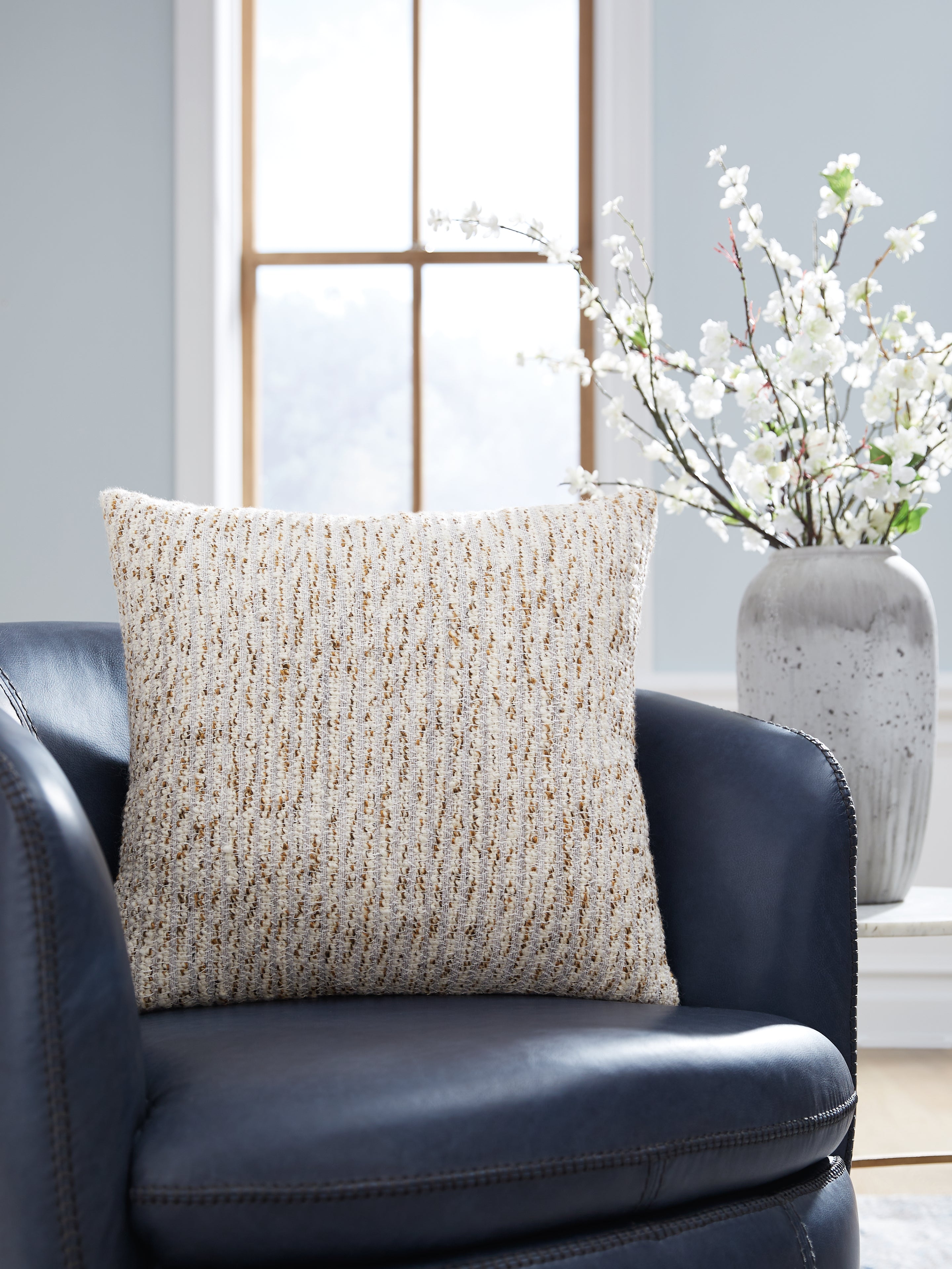 Family Deals Furniture - Ashley Furniture - Abler Pillows - Pillow / Ivory/Gray/Gold - A1001068P