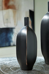 Family Deals Furniture - Ashley Furniture - Rhaveney Vase - Vase (3/CS) / Black - A2000550