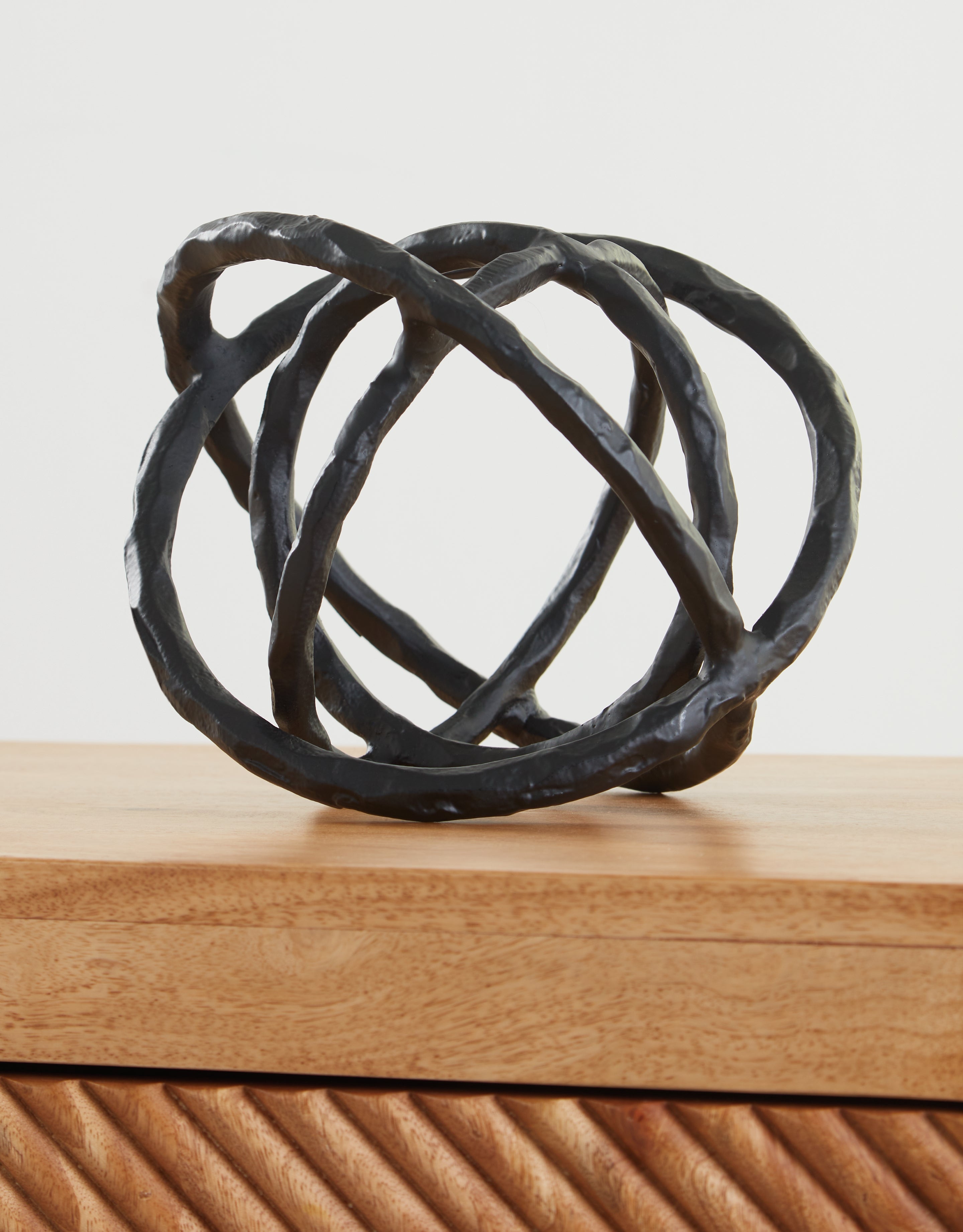 Family Deals Furniture - Ashley Furniture - Barlee Sculpture - Sculpture (2/CS) / Black - A2000652