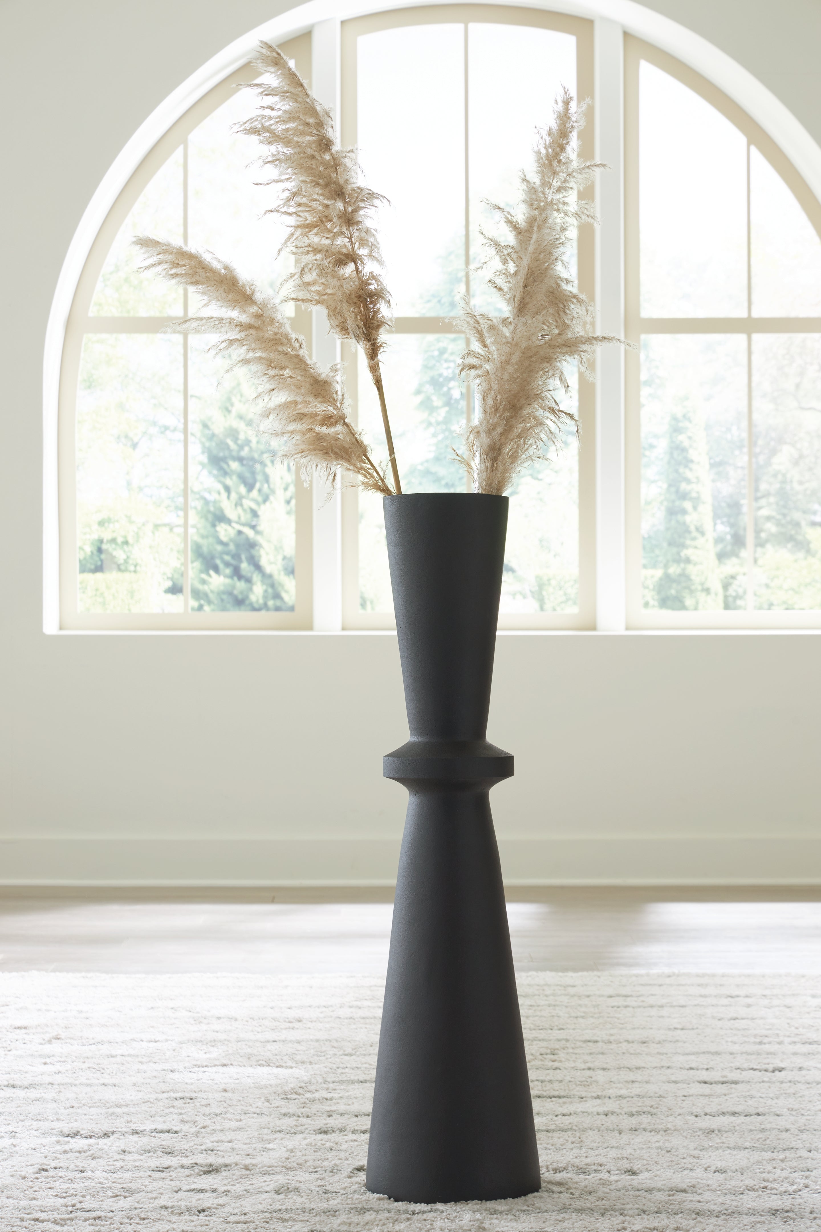 Family Deals Furniture - Ashley Furniture - Collisten Vase - Vase / Black - A2000664