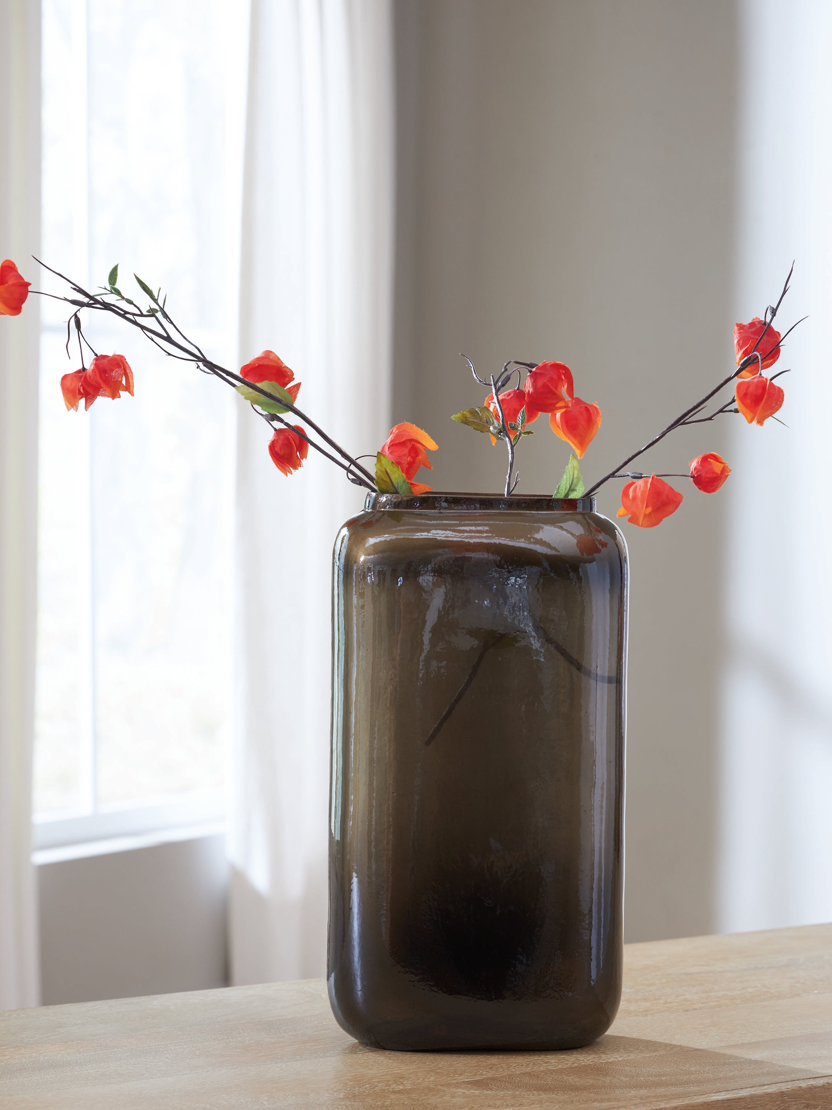 Family Deals Furniture - Ashley Furniture - Sumner Vase - Vase / Gray/Gold Finish - A2000812