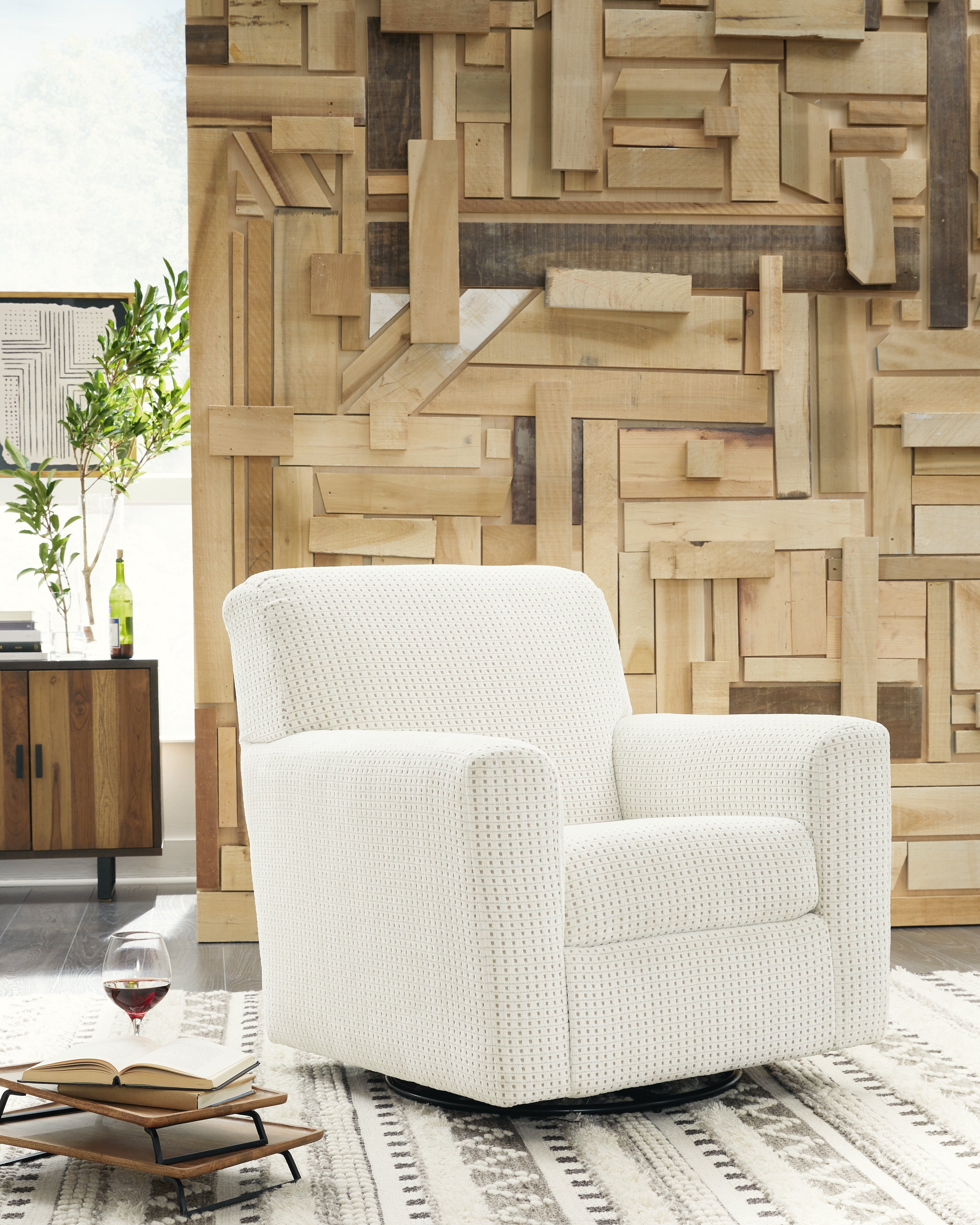 Family Deals Furniture - Ashley Furniture - Herstow Swivel Glider Accent Chair - Swivel Glider Accent Chair / Ivory - A3000365