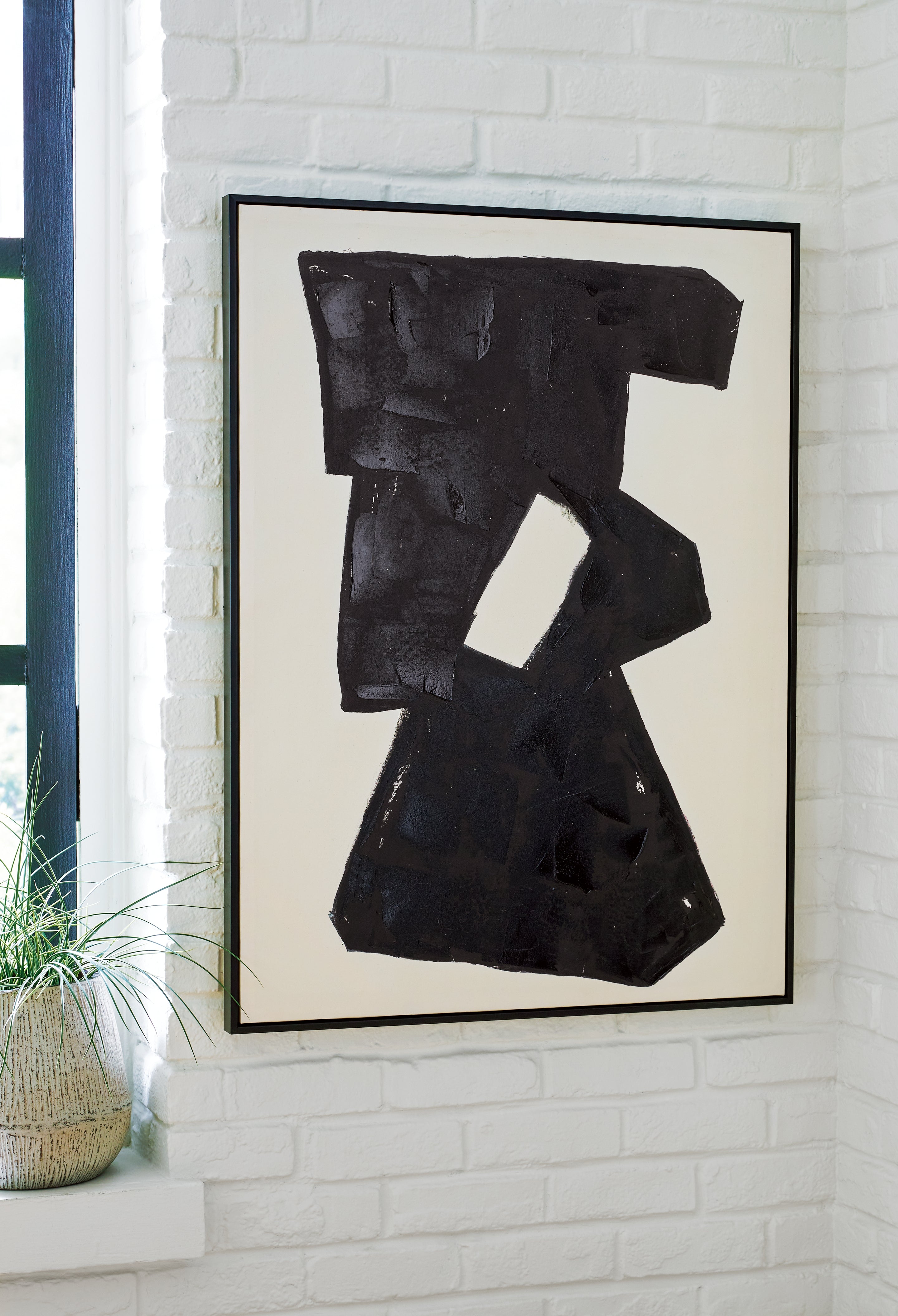 Family Deals Furniture - Ashley Furniture - Garviery Wall Decor - Wall Art / Black/Cream - A8000385