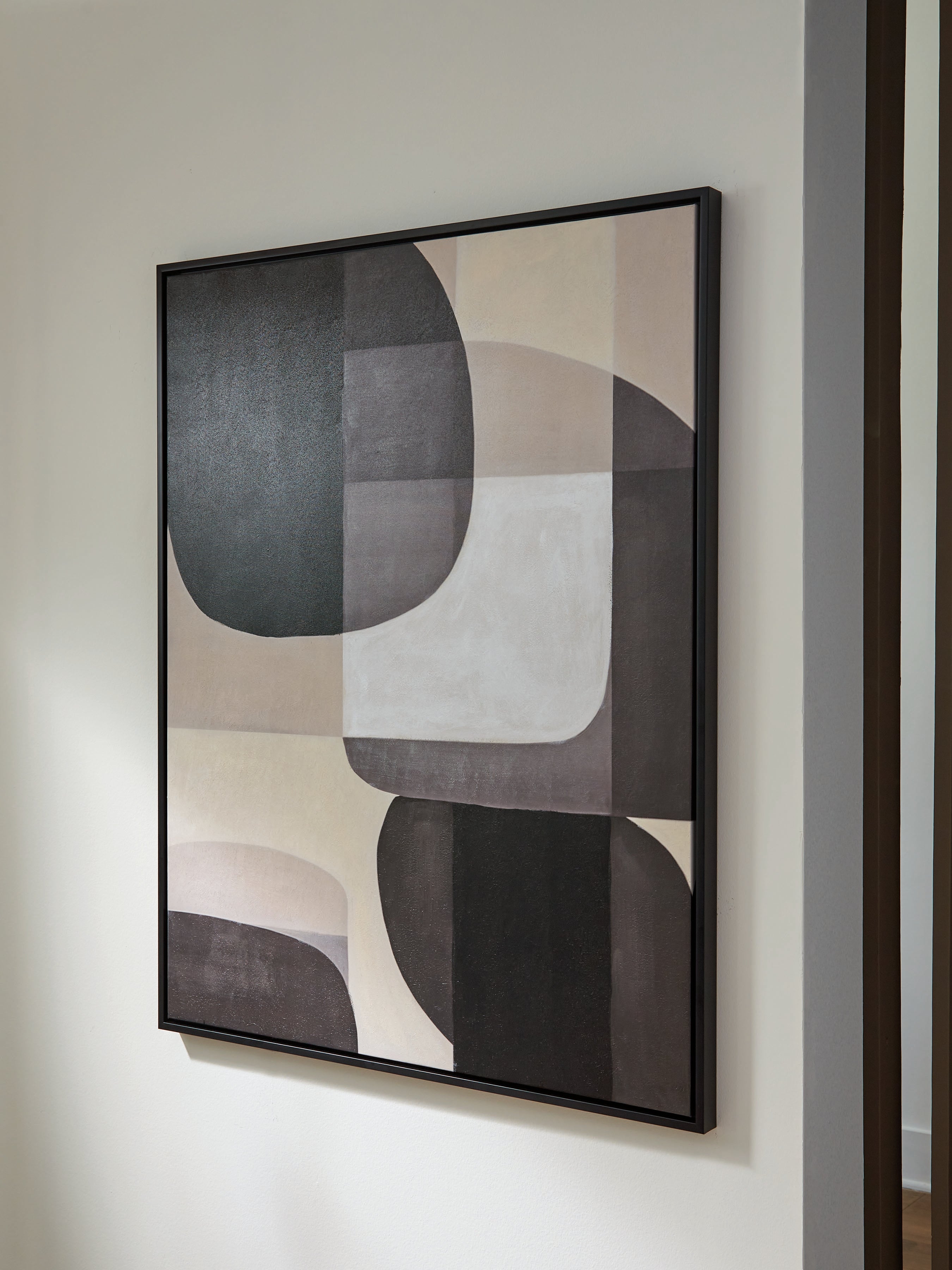 Family Deals Furniture - Ashley Furniture - Kesleigh Wall Decor - Wall Art / Black/White - A8000495