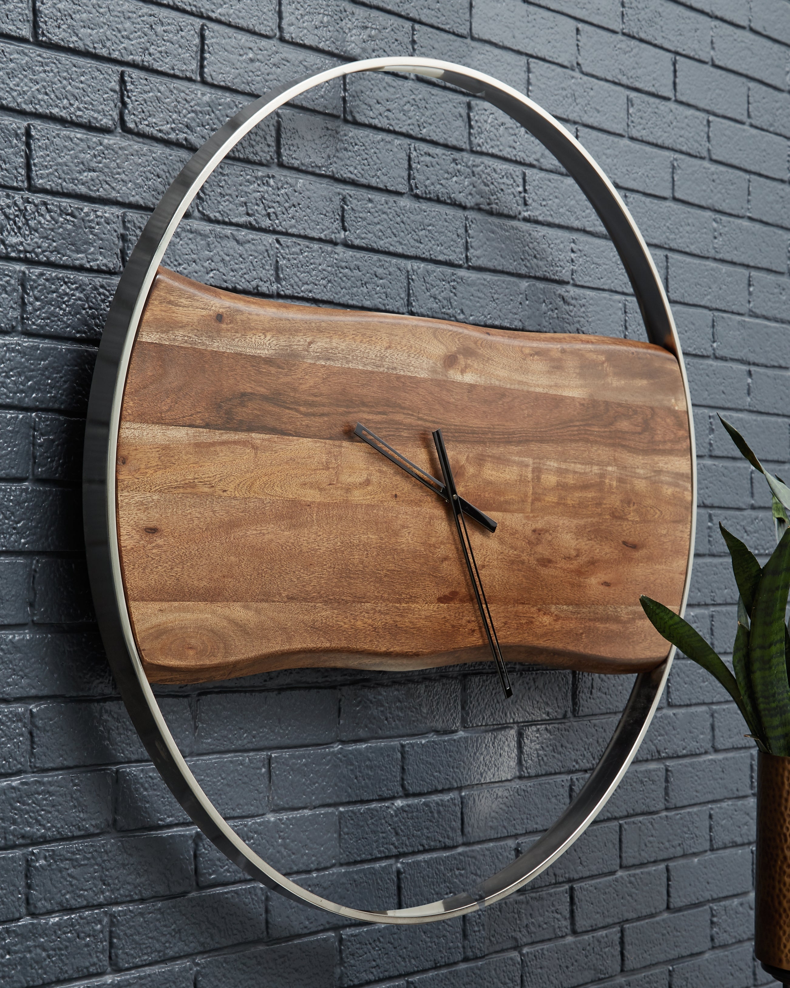 Family Deals Furniture - Ashley Furniture - Panchali Wall Decor - Wall Clock / Brown/Silver Finish - A8010198
