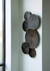 Family Deals Furniture - Ashley Furniture - Rhetlen Wall Decor - Wall Decor / Black/Gold Finish - A8010301