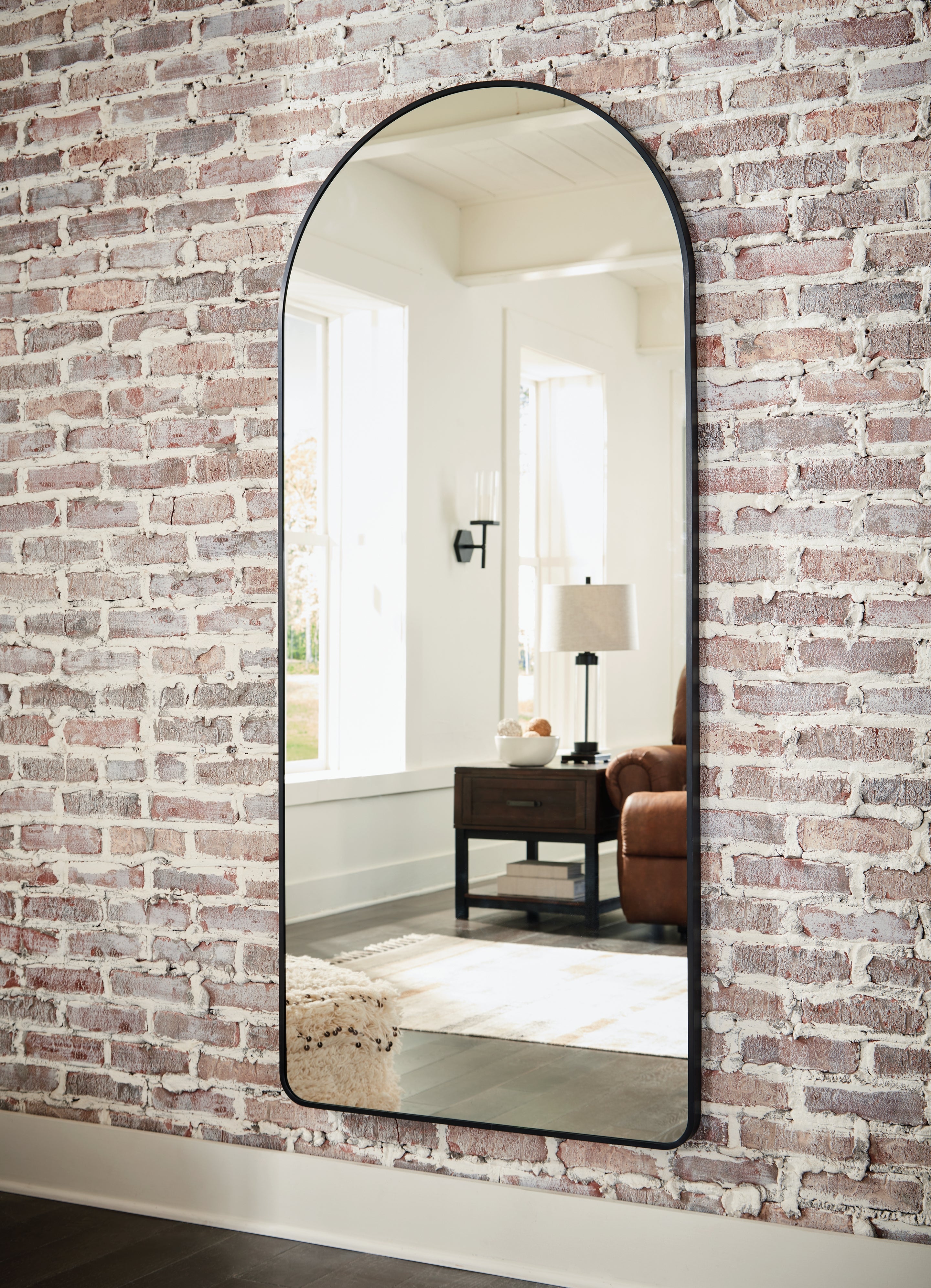 Family Deals Furniture - Ashley Furniture - Sethall Mirror - Floor Mirror / Black - A8010307