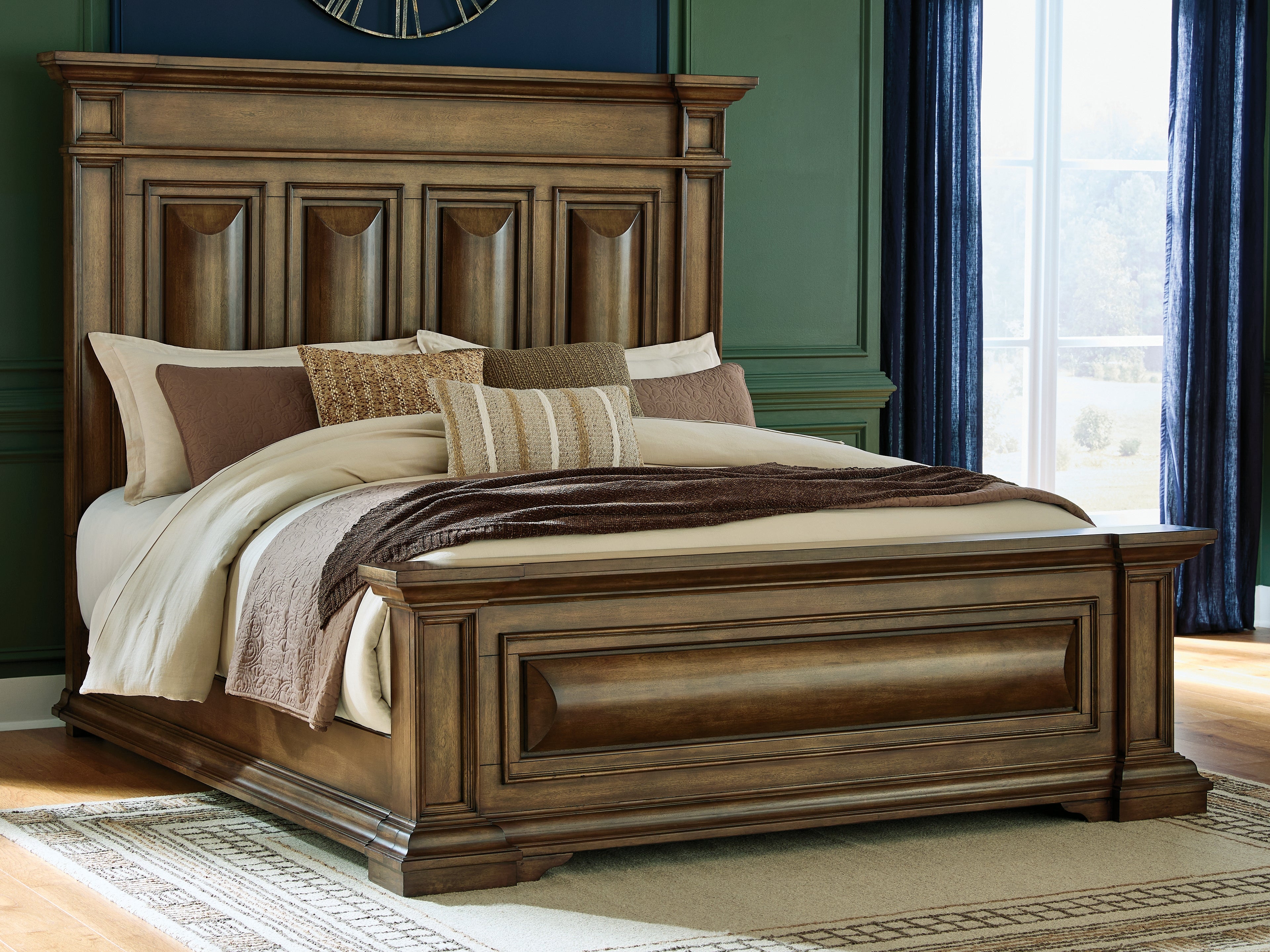 Family Deals Furniture - Ashley Furniture - Frantanna Bedroom - California King Panel Bed / Brown - PCB949B7