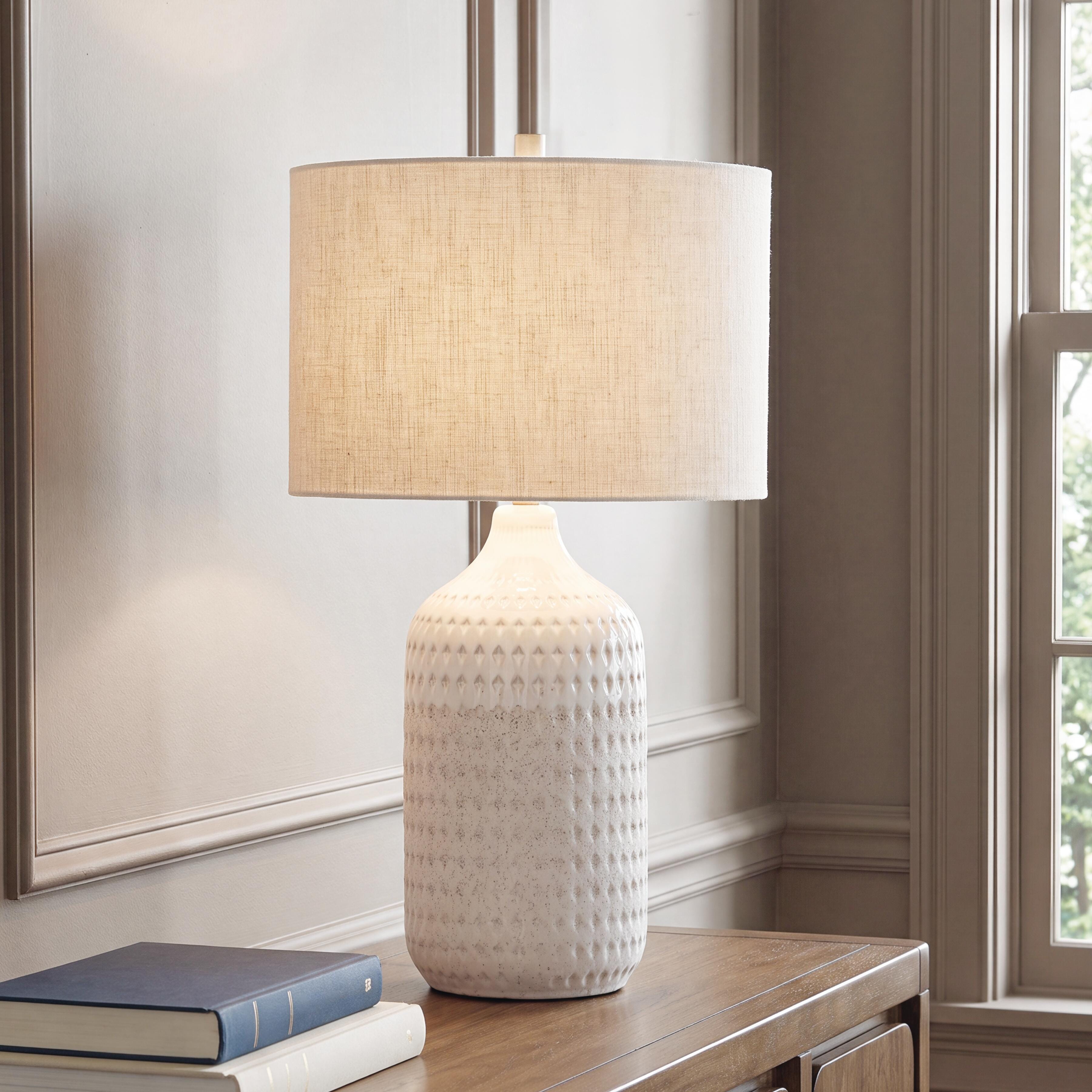 Family Deals Furniture - Ashley Furniture - Capwich Lighting - Ceramic Table Lamp (1/CN) - L100994