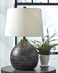 Family Deals Furniture - Ashley Furniture - Maire Lighting - Table Lamp (Set of 2) / Black/Gold Finish - L207294X2