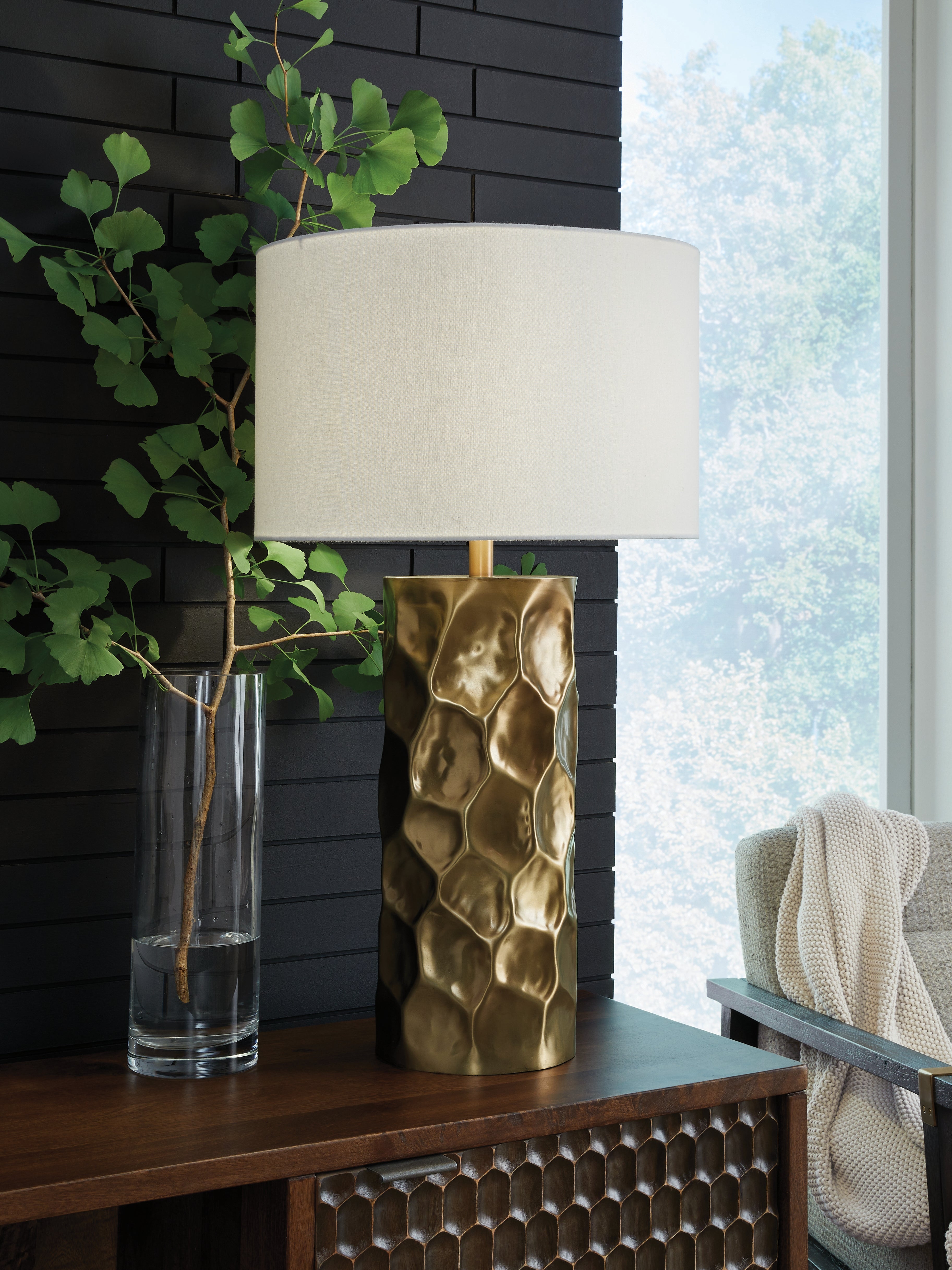 Family Deals Furniture - Ashley Furniture - Marshawn Lighting - Metal Table Lamp (1/CN) / Gold Finish - L207524