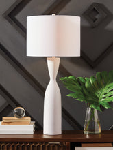 Family Deals Furniture - Ashley Furniture - Davinford Lighting - Poly Table Lamp (1/CN) / White - L236004