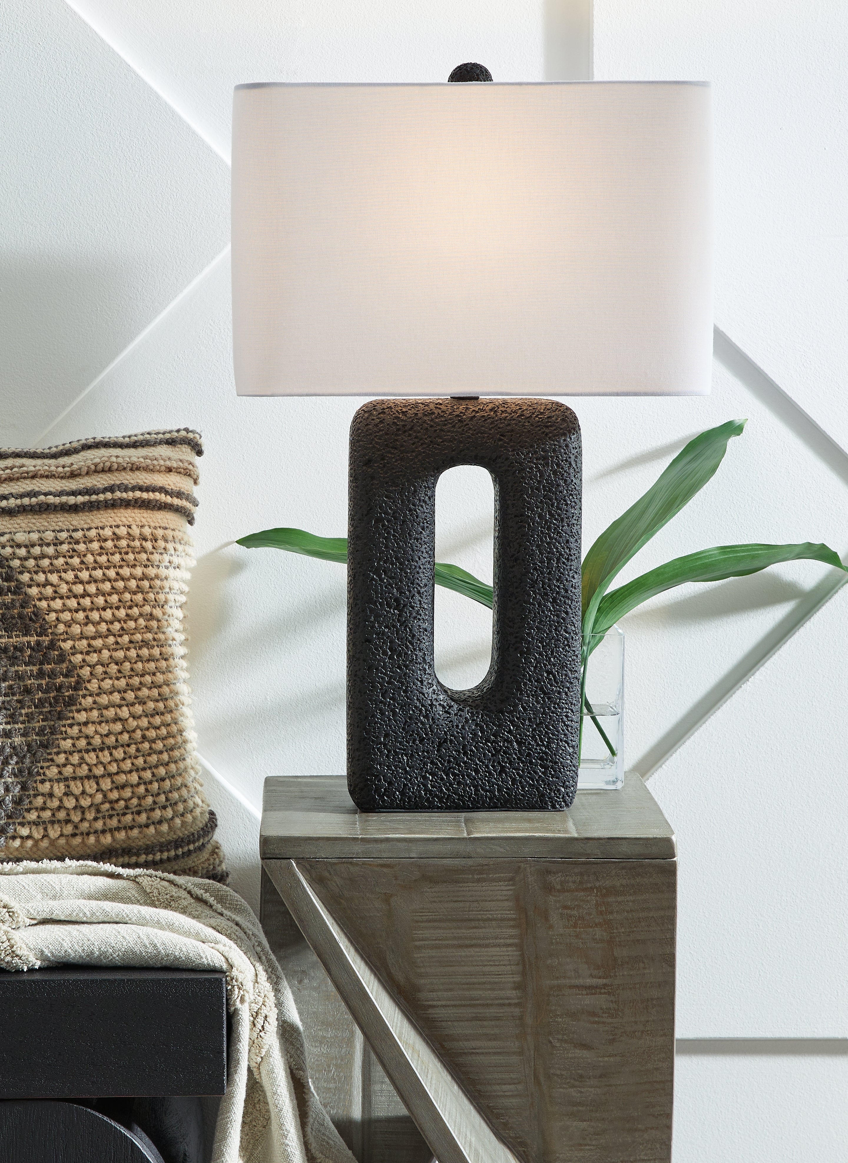 Family Deals Furniture - Ashley Furniture - Wimmings Lighting - Poly Table Lamp (Set of 2) / Black - L243654