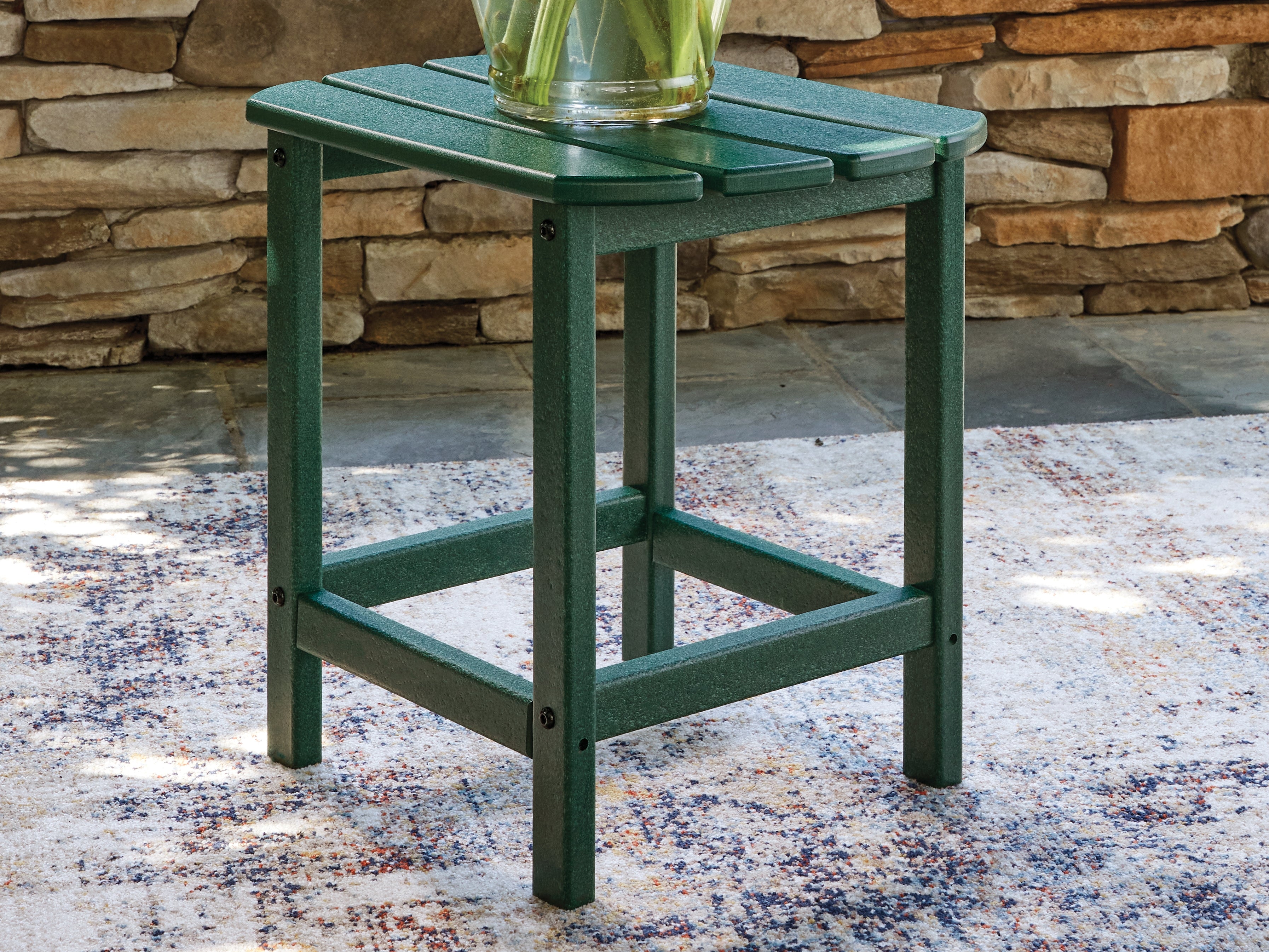 Family Deals Furniture - Ashley Furniture - Sundown Shores Outdoor - Rectangular End Table / Green - PCP007-703