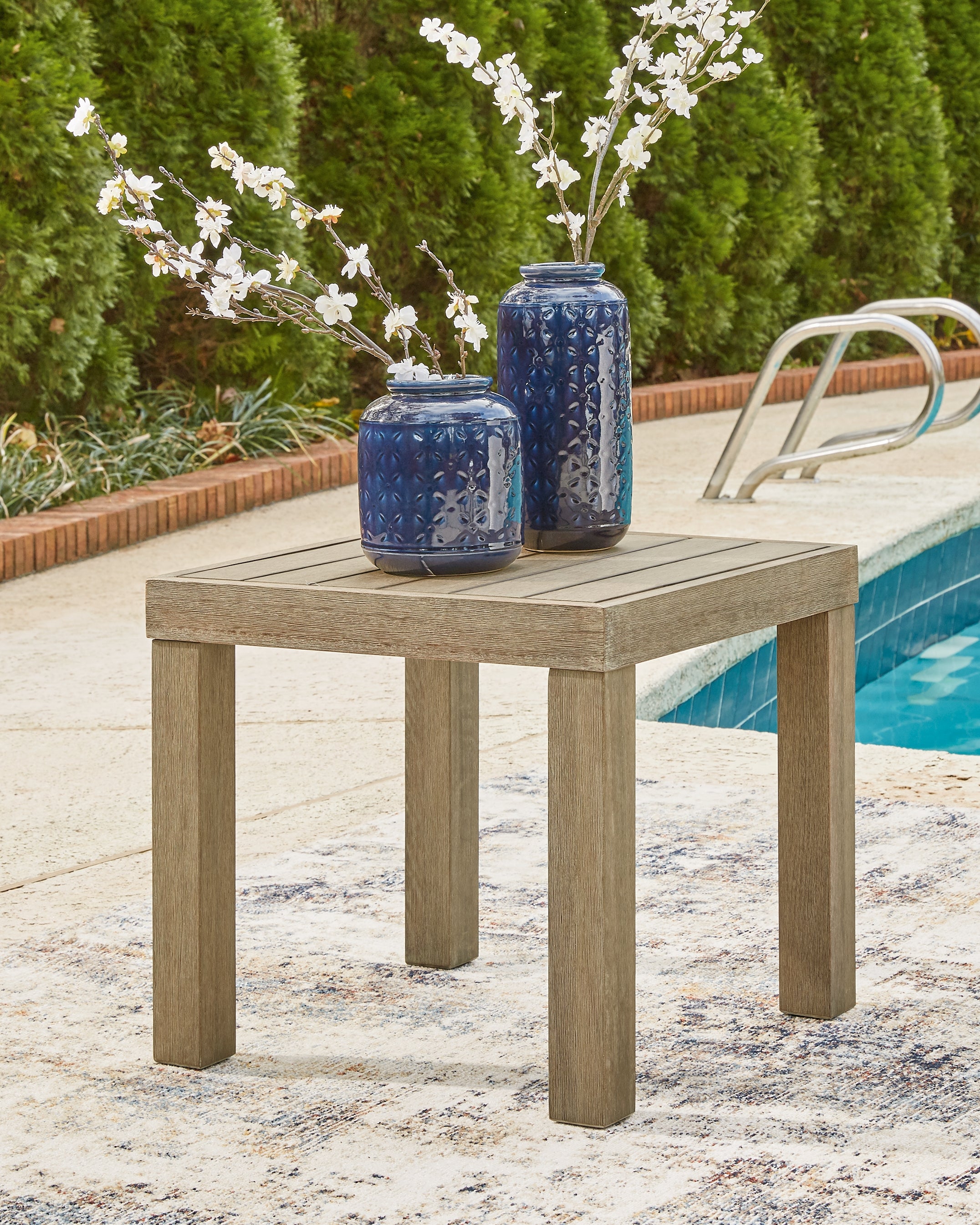 Family Deals Furniture - Ashley Furniture - Silo Point Outdoor - Square End Table / Brown - P804-702
