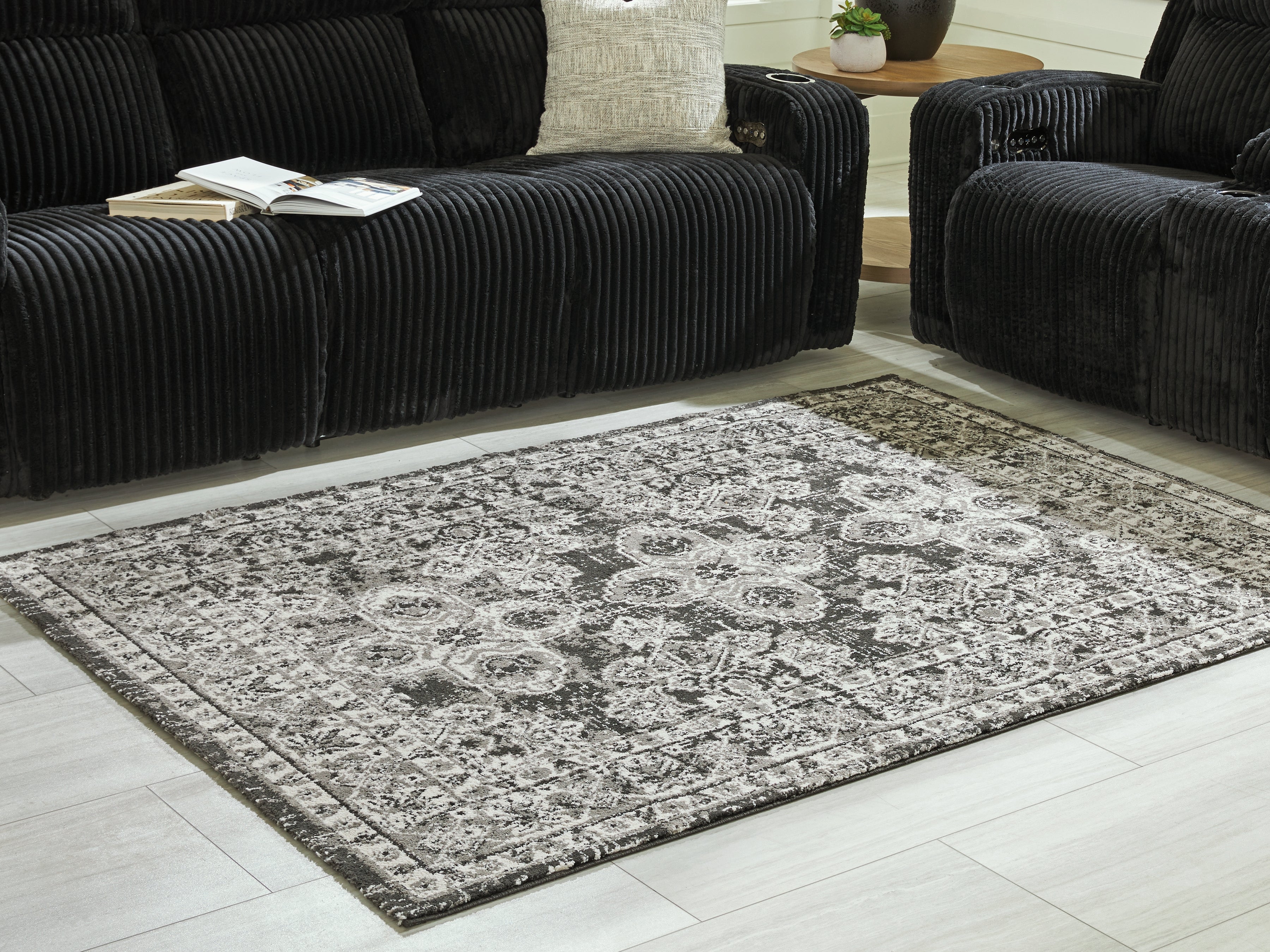 Family Deals Furniture - Ashley Furniture - Glennisman Rug - Large Rug / Black/Gray/Ivory - R407271