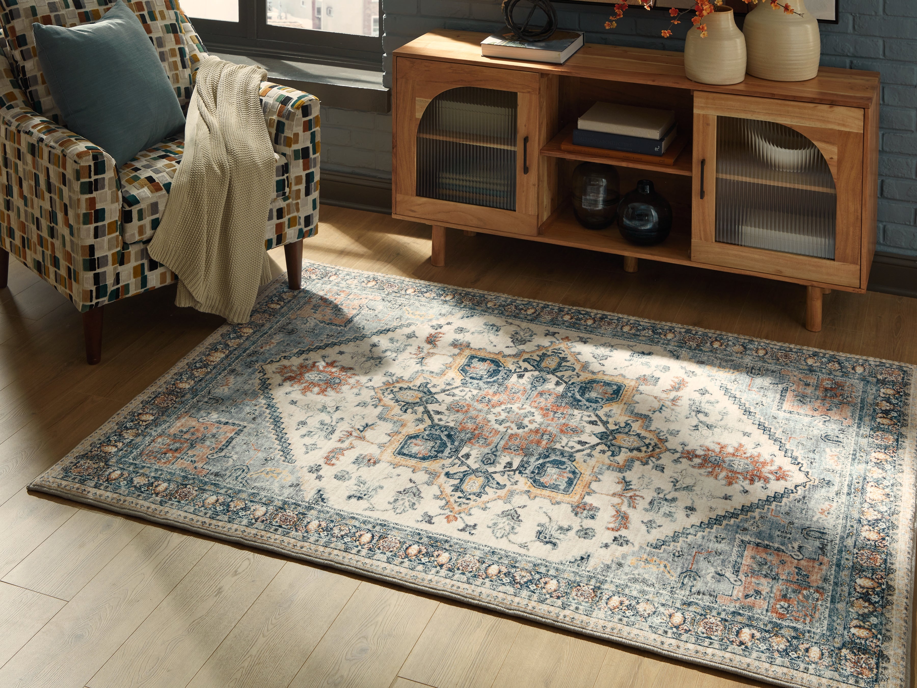 Family Deals Furniture - Ashley Furniture - Wallney Rug - 5' x 7' Area Rug / Multi - R407492