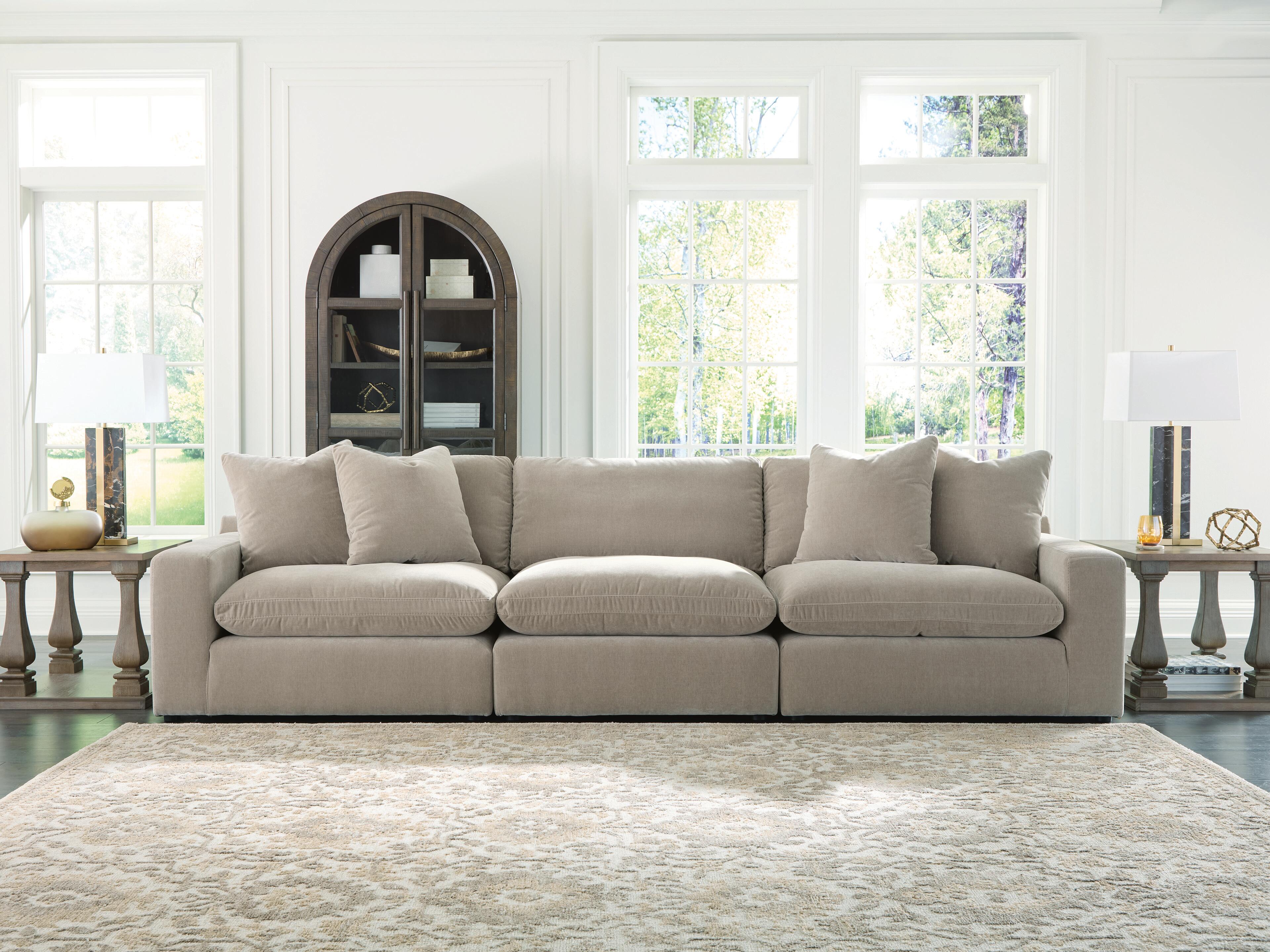 Family Deals Furniture - Ashley Furniture - Maxton Heights Sectional - RAF 3-Piece Sectional Sofa / Pebble - 67808S2
