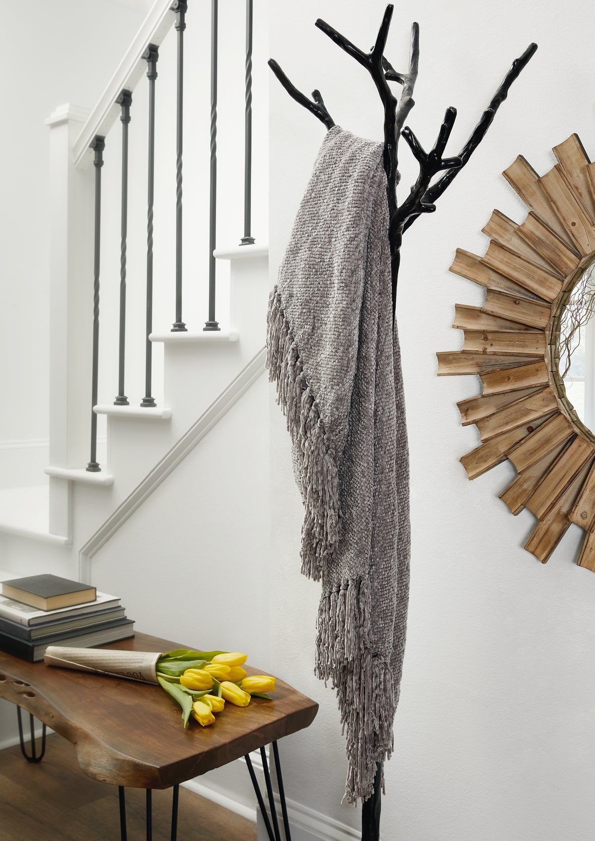 Family Deals Furniture - Ashley Furniture - Tamish Throw (Set of 3) - Throw (3/CS) / Gray - A1001026