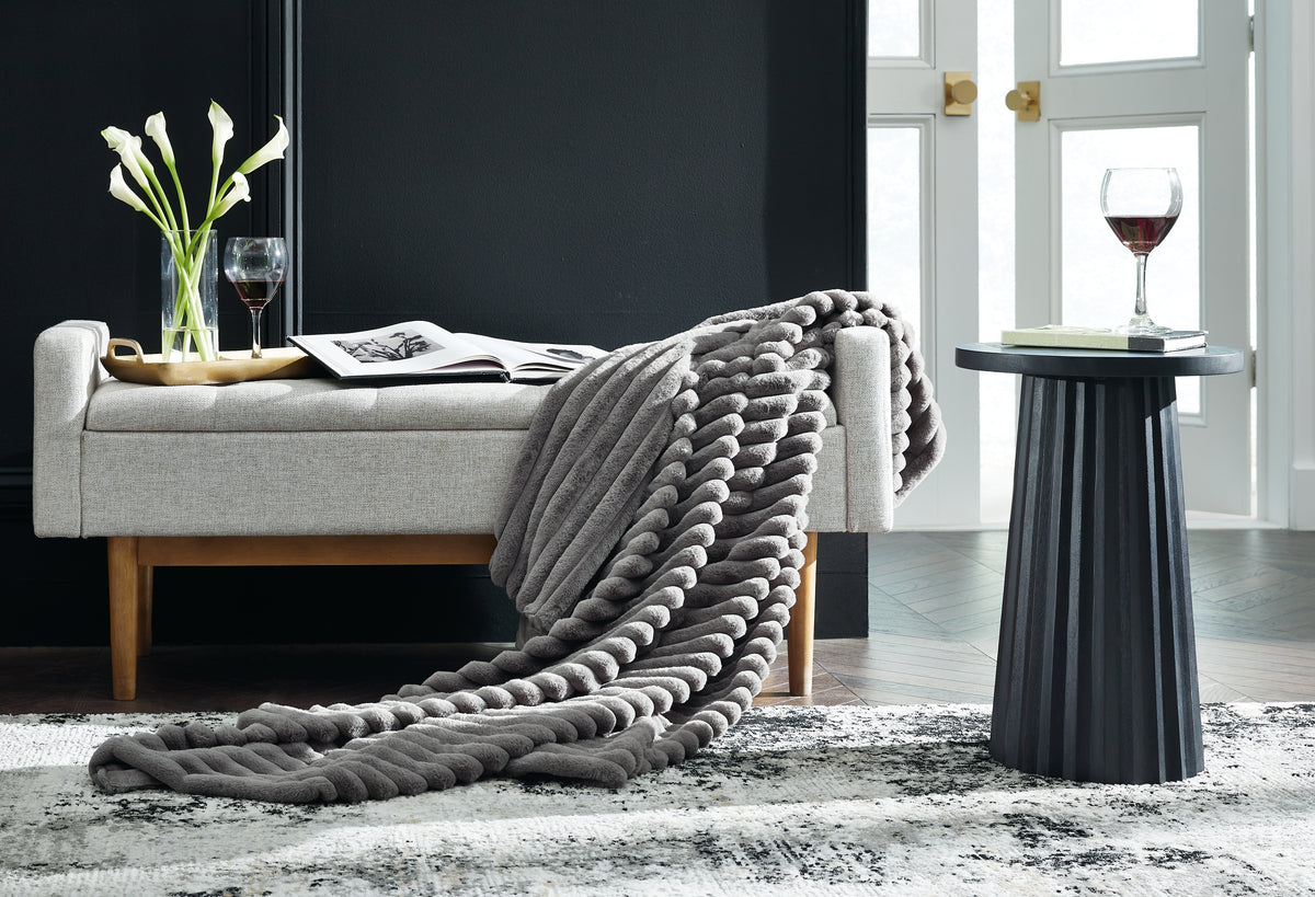 Family Deals Furniture - Ashley Furniture - Alsonwell Throw (Set of 3) - Throw (3/CS) / Gray - A1001081