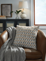 Family Deals Furniture - Ashley Furniture - Dainwick Pillows - Pillow (4/CS) / White/Gray/Brown - A1001102