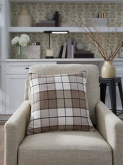 Family Deals Furniture - Ashley Furniture - Godricton Pillows - Pillow (4/CS) / Brown/Black/Cream - A1001103