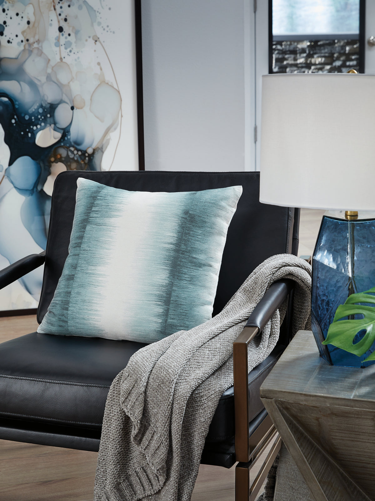Family Deals Furniture - Ashley Furniture - Elonwich Pillows - Pillow (4/CS) / Teal/White - A1001106