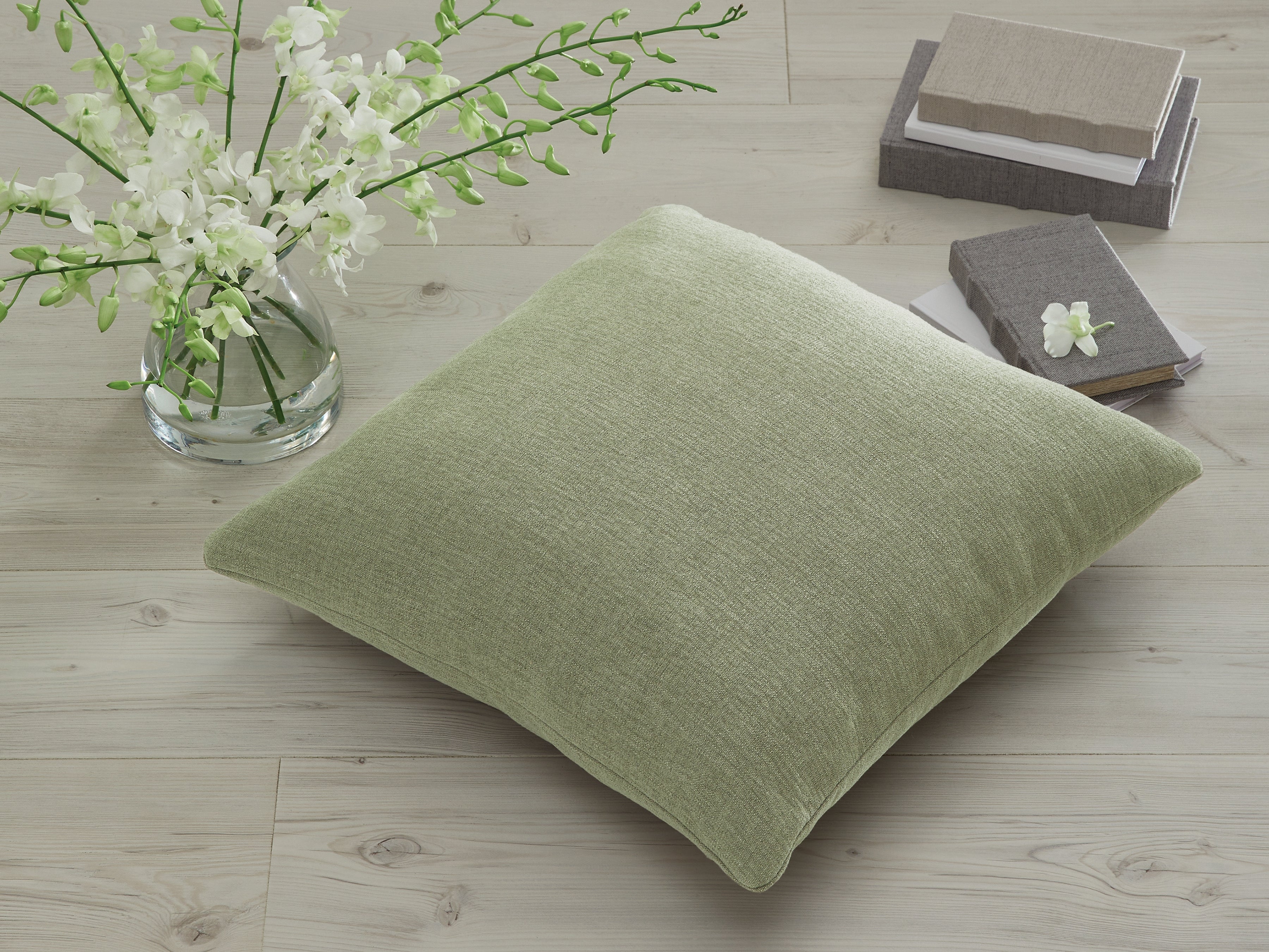 Family Deals Furniture - Ashley Furniture - Brockbert Pillows - Pillow (4/CS) / Green - A1001132