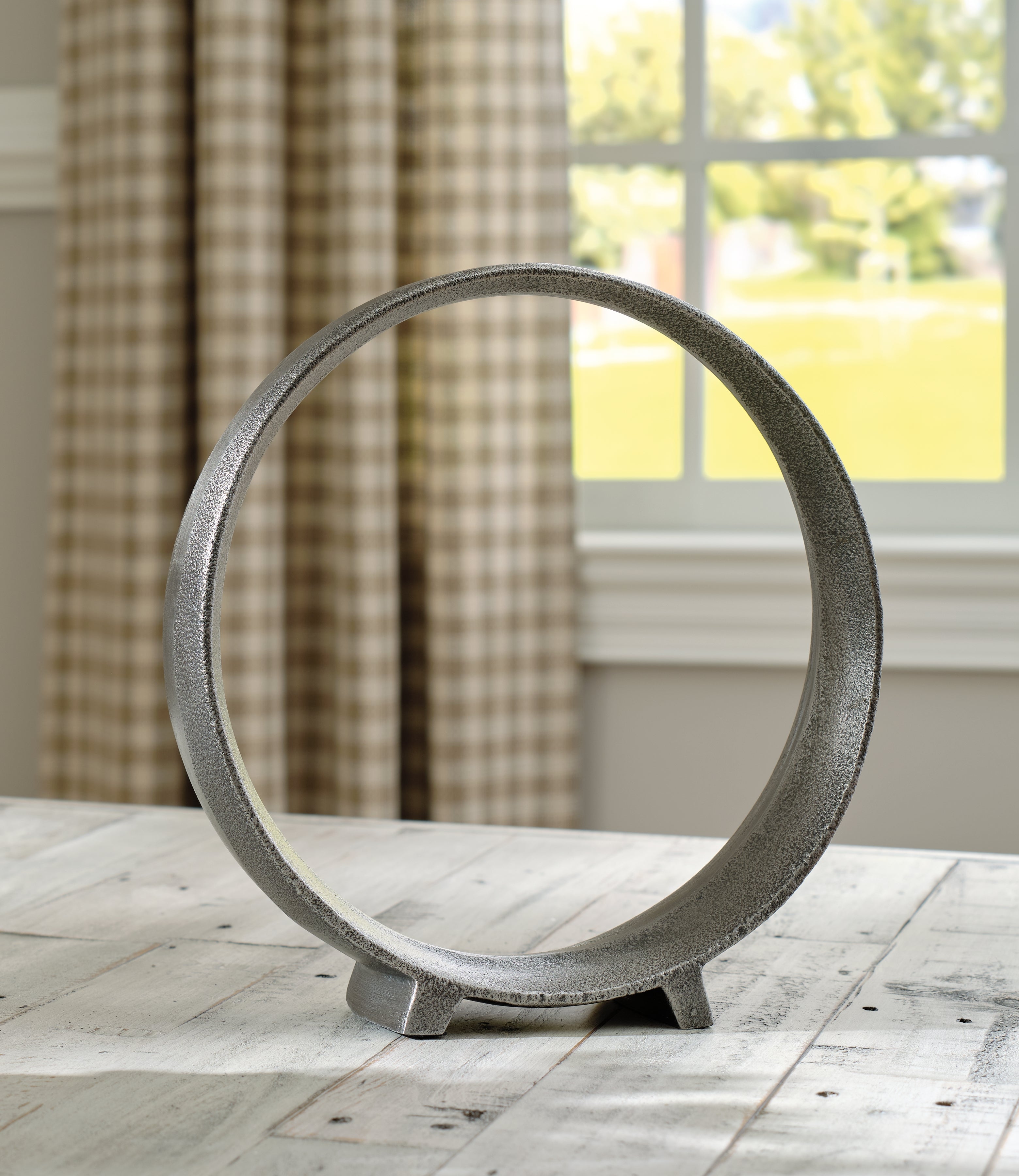 Family Deals Furniture - Ashley Furniture - Ryandale Sculpture - Sculpture (2/CS) / Antique Pewter Finish - A2000501