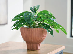 Family Deals Furniture - Ashley Furniture - Orban Vase - Vase - A2000886