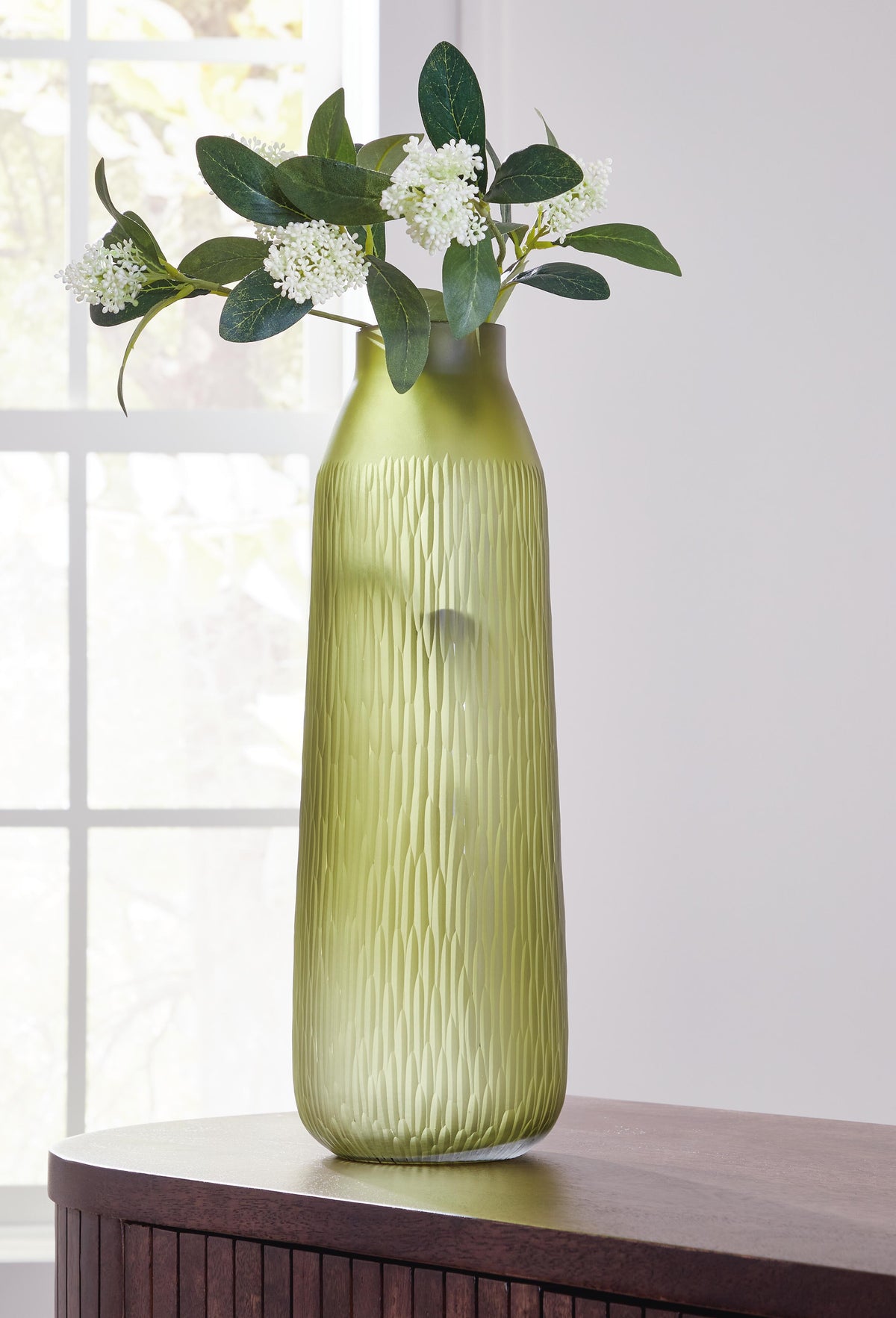 Family Deals Furniture - Ashley Furniture - Scottyard Vase - Vase - A2900009