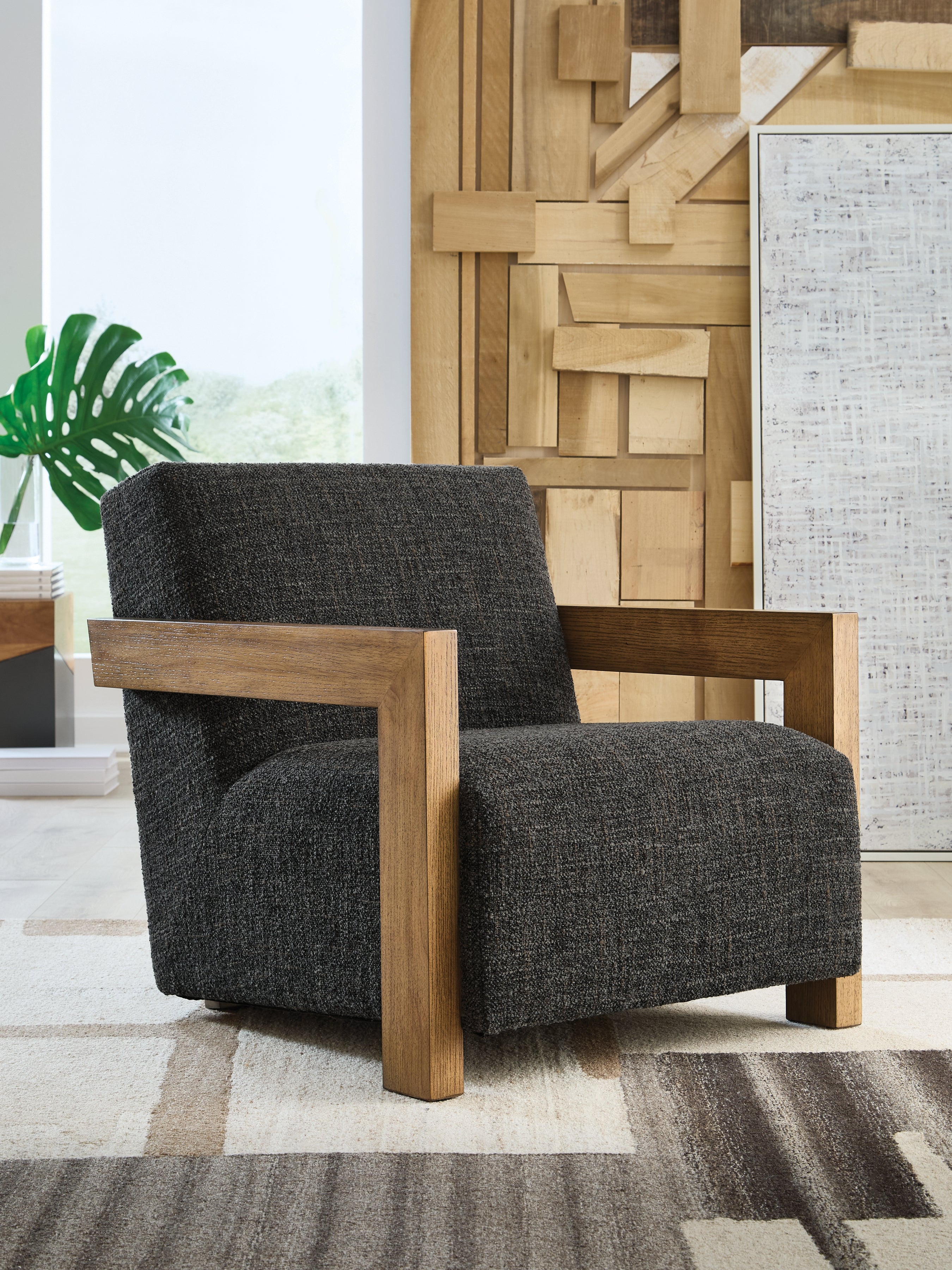 Family Deals Furniture - Ashley Furniture - Dorney Accent Chair - Accent Chair - A3000799
