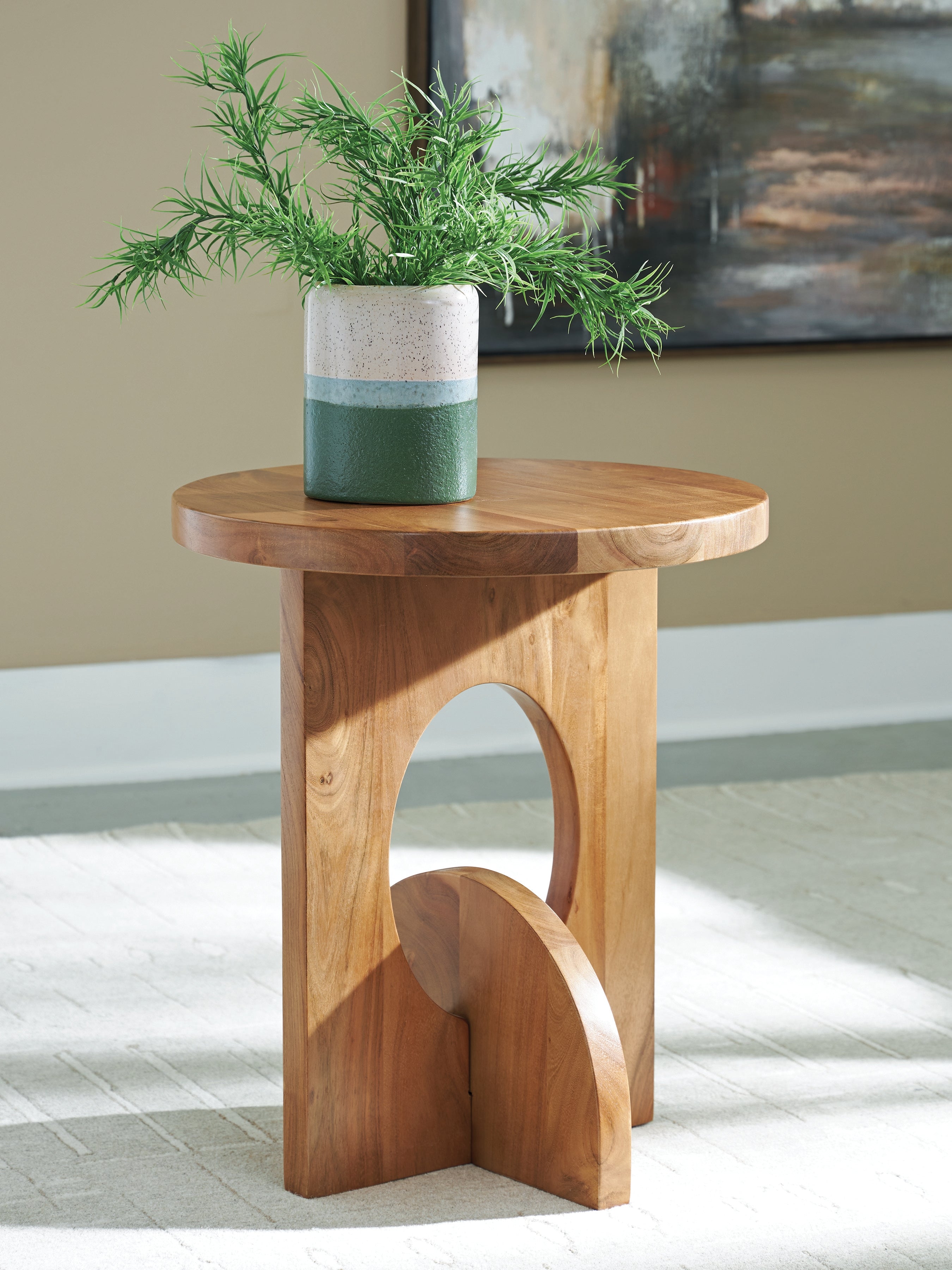 Family Deals Furniture - Ashley Furniture - Hollbourne Accent Table - Accent Table / Brown - A4000723