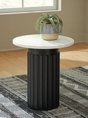Family Deals Furniture - Ashley Furniture - Wainstone Accent Table - Accent Table / Black/White - A4000724