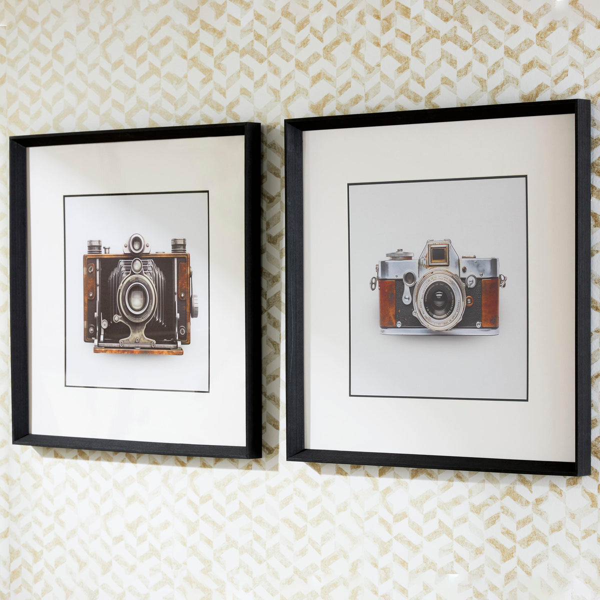 Family Deals Furniture - Ashley Furniture - Dirkgrove Wall Decor - Wall Art Set (Set of 2) - A8000549