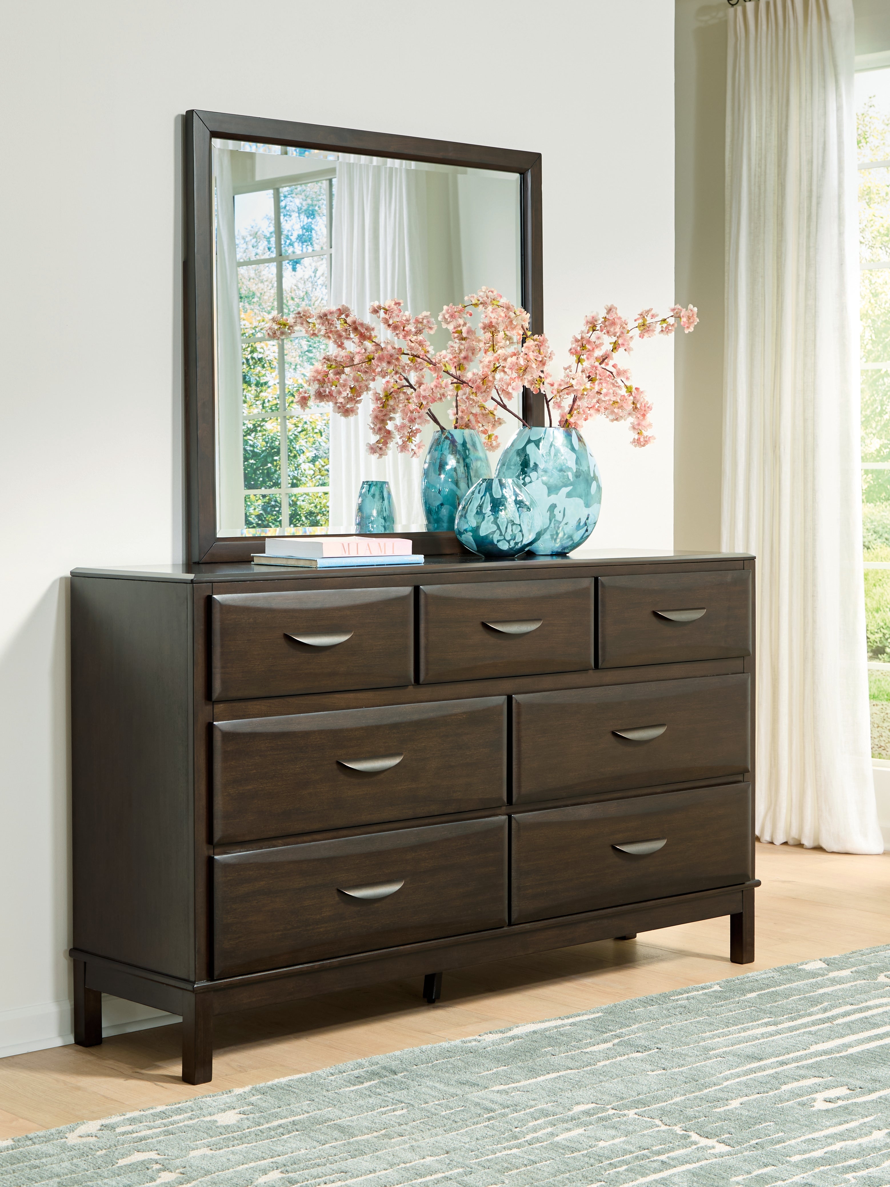 Family Deals Furniture - Ashley Furniture - Vanmore Bedroom - Dresser and Mirror / Dark Brown - B479B1