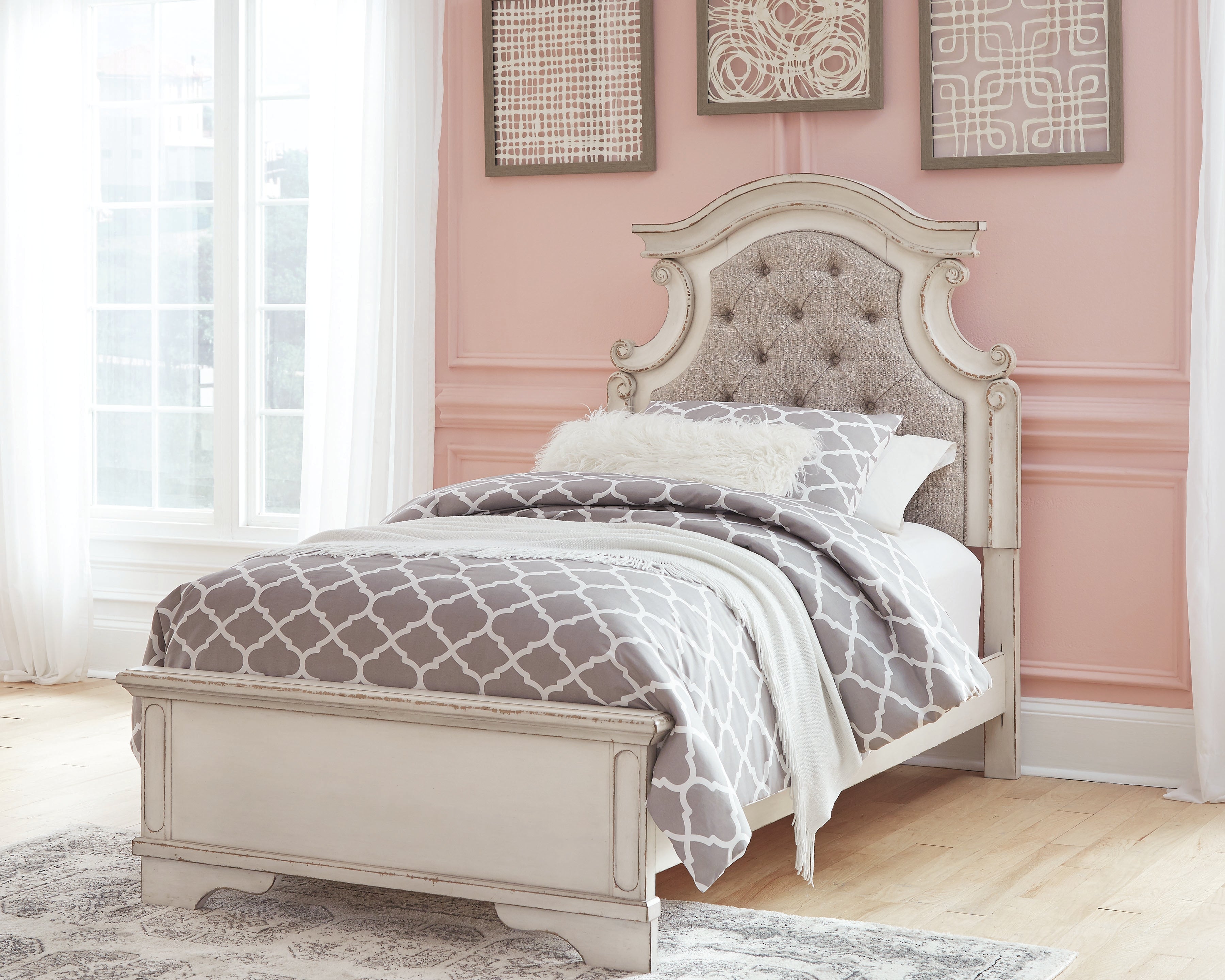 Family Deals Furniture - Ashley Furniture - Realyn Bedroom - Twin Panel Bed / Chipped White - B743B13