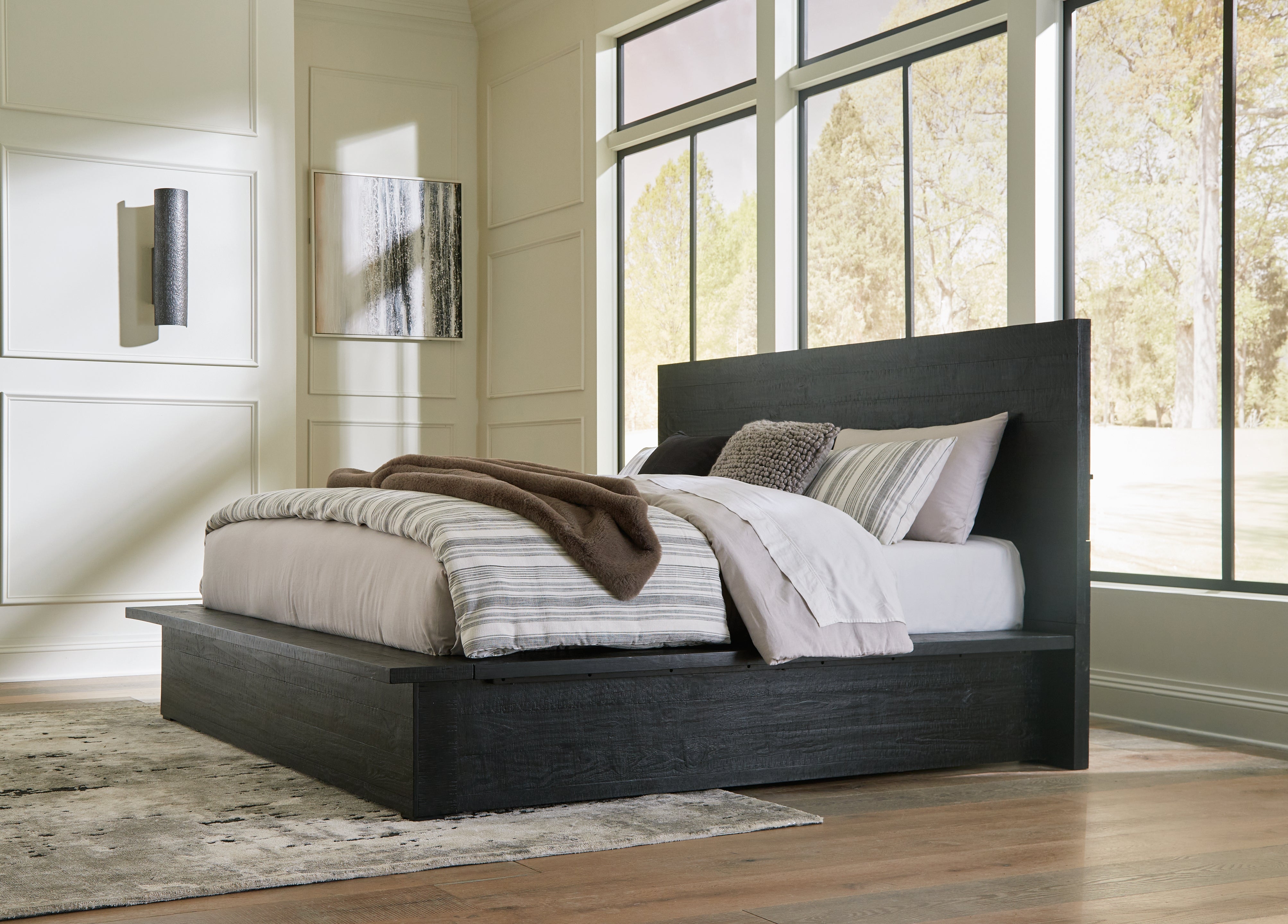 Family Deals Furniture - Ashley Furniture - Londer Bedroom - King Panel Bed / Black - B768B4