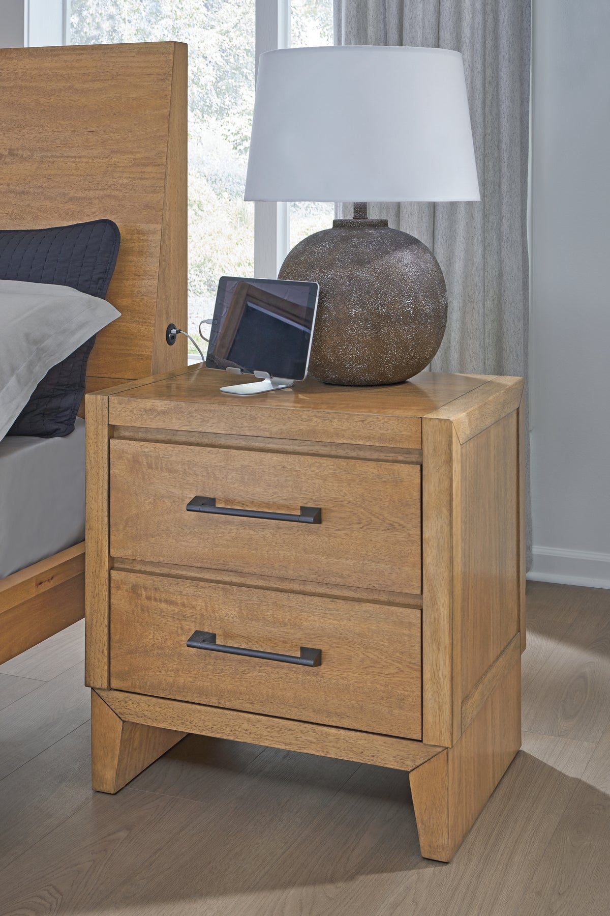 Family Deals Furniture - Ashley Furniture - Sherbana Bedroom - Dresser / Light Brown - B833-31