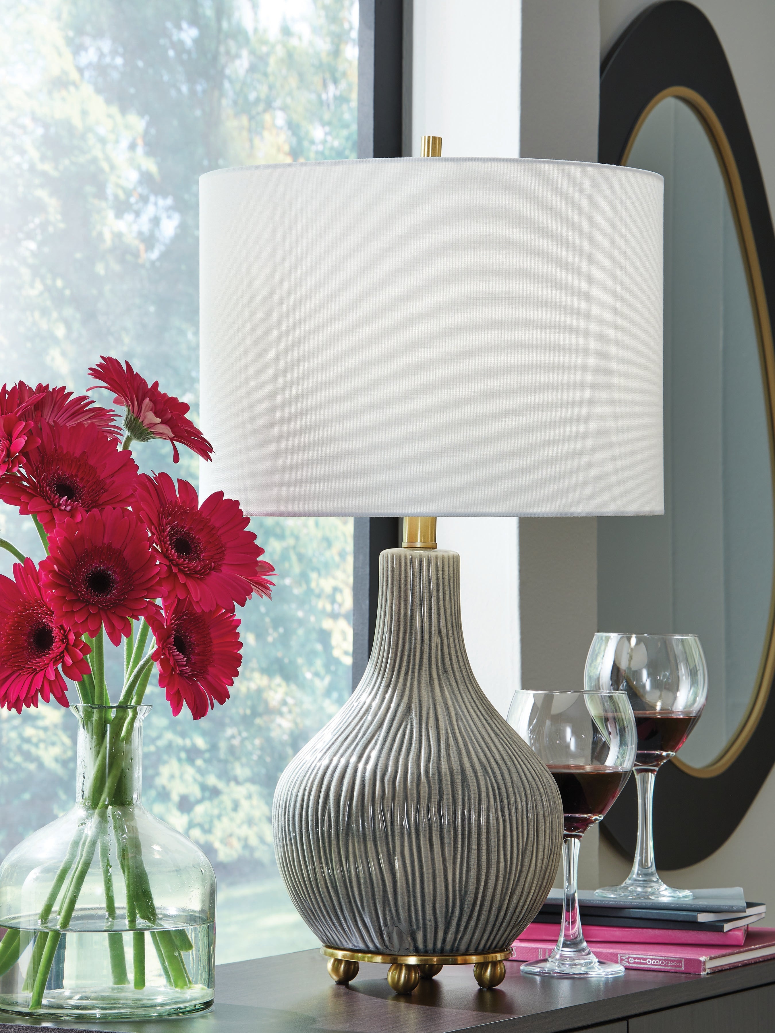 Family Deals Furniture - Ashley Furniture - Judlen Lighting - Ceramic Table Lamp (1/CN) / Gray/Gold Finish - L100844