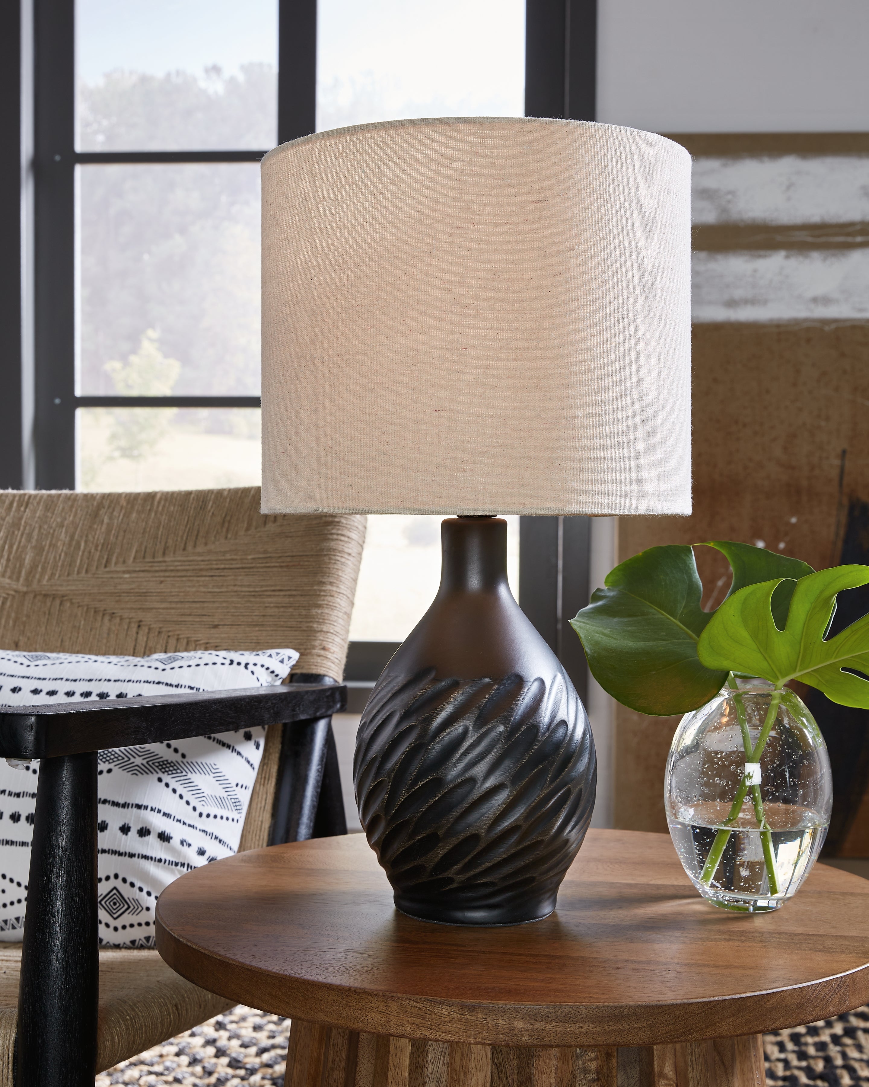 Family Deals Furniture - Ashley Furniture - Garinton Lighting - Table Lamp (Set of 2) / Black - L180184X2