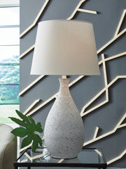 Family Deals Furniture - Ashley Furniture - Wyattford Lighting - Metal Table Lamp (1/CN) / White/Black - L207614
