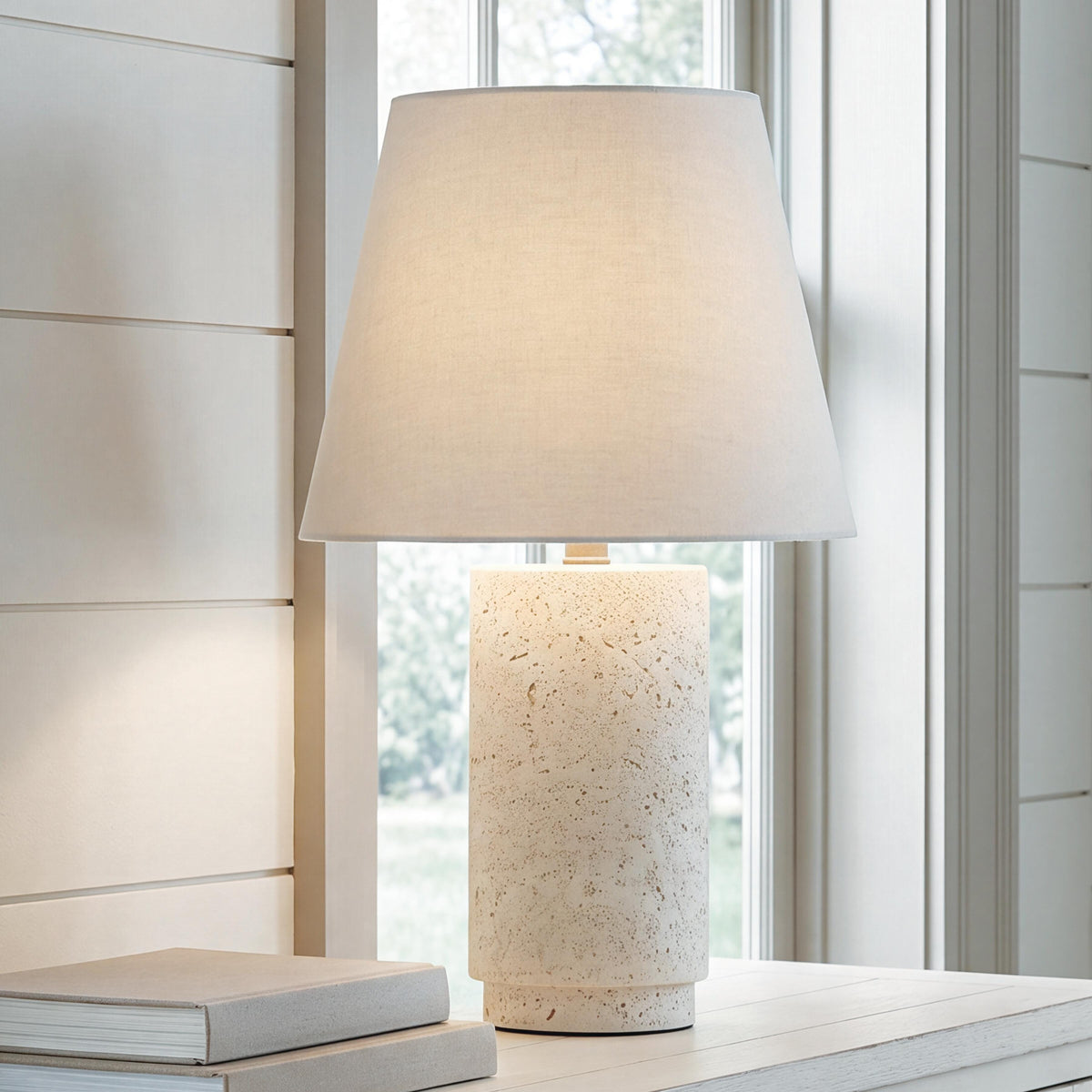 Family Deals Furniture - Ashley Furniture - Bronnerdale Lighting - Poly Table Lamp (1/CN) - L236134