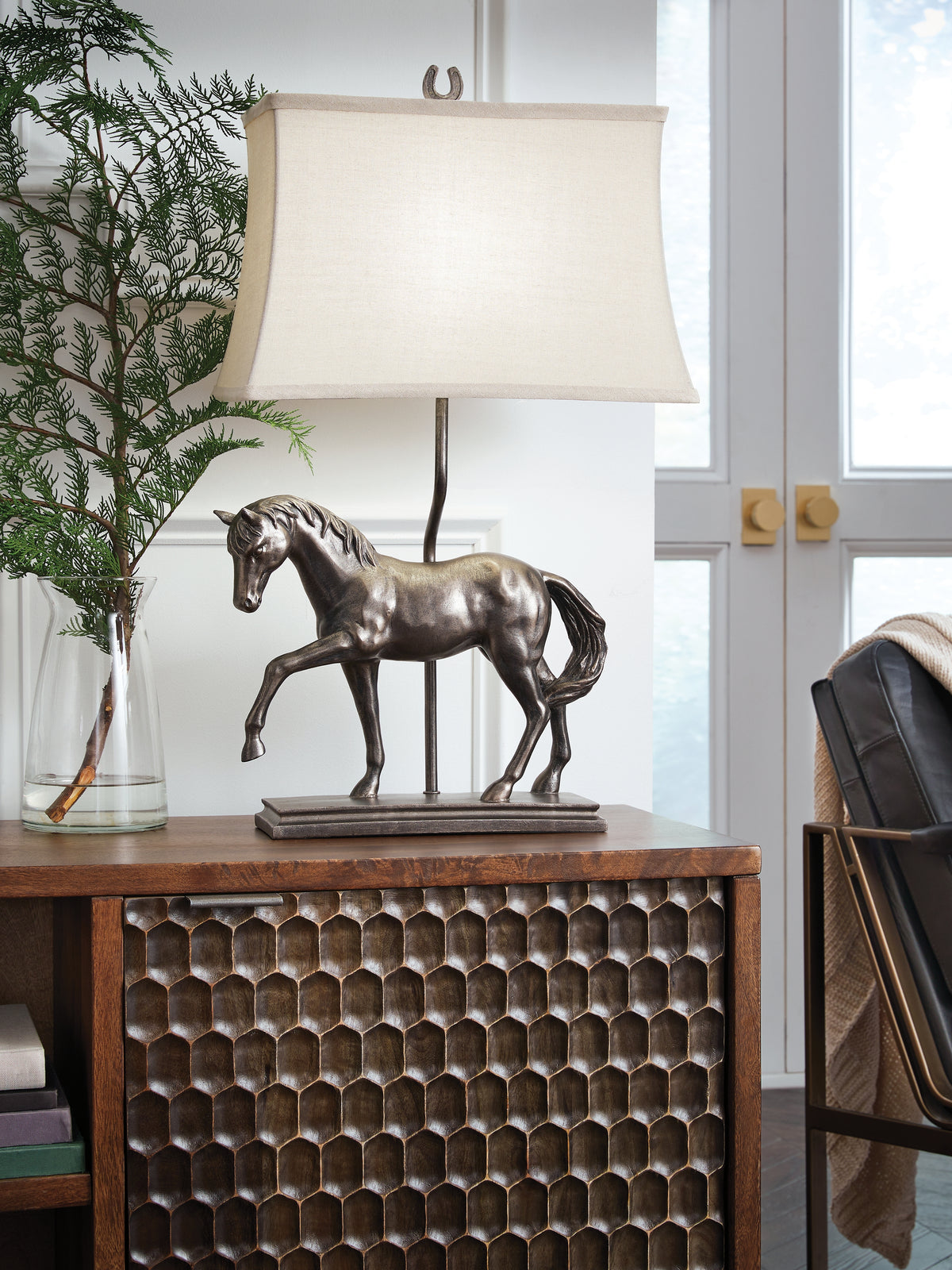 Family Deals Furniture - Ashley Furniture - Sandorman Lighting - Poly Table Lamp (1/CN) / Bronze Finish - L317044