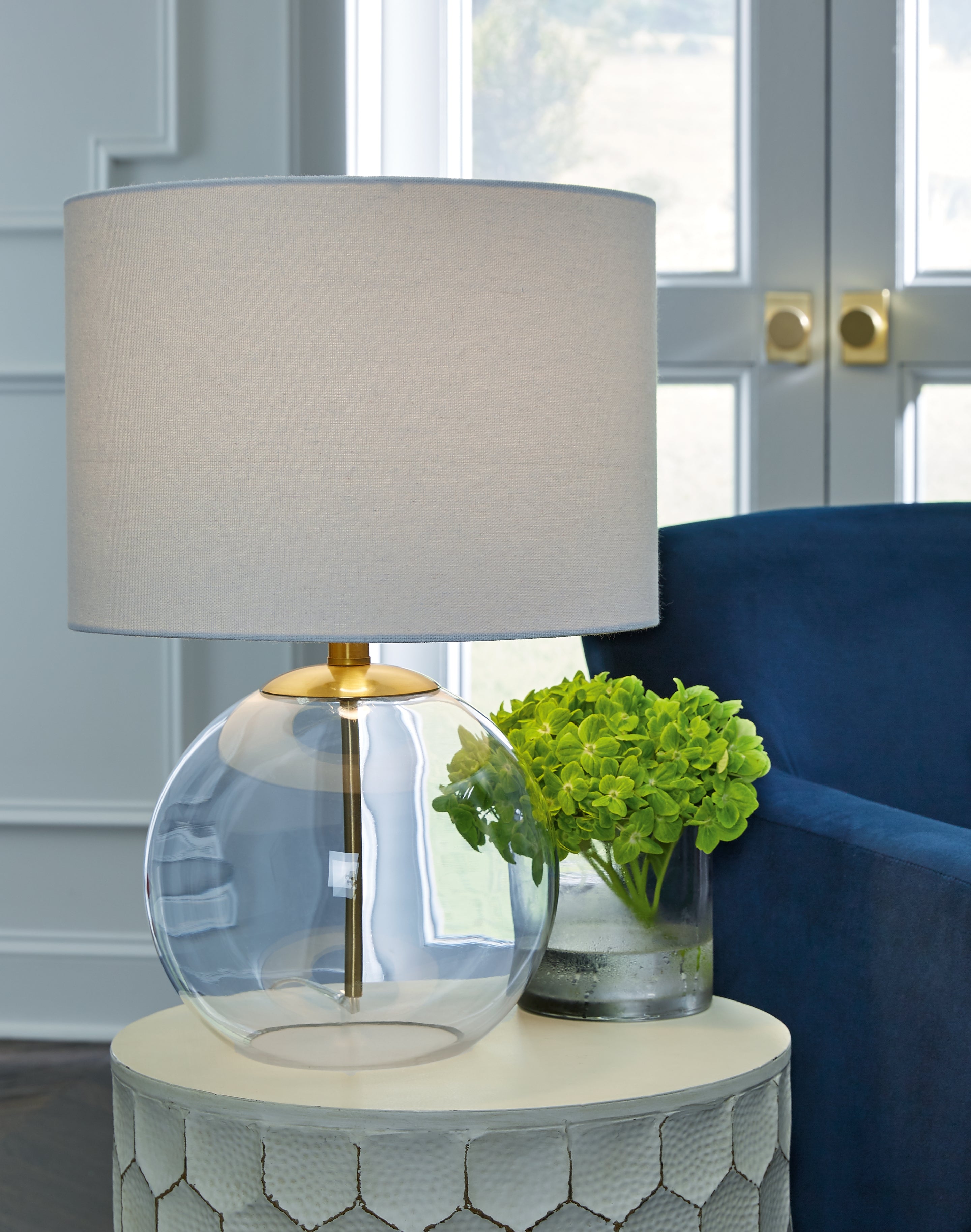 Family Deals Furniture - Ashley Furniture - Samder Lighting - Table Lamp (Set of 2) / Clear/Brass Finish - L430744X2