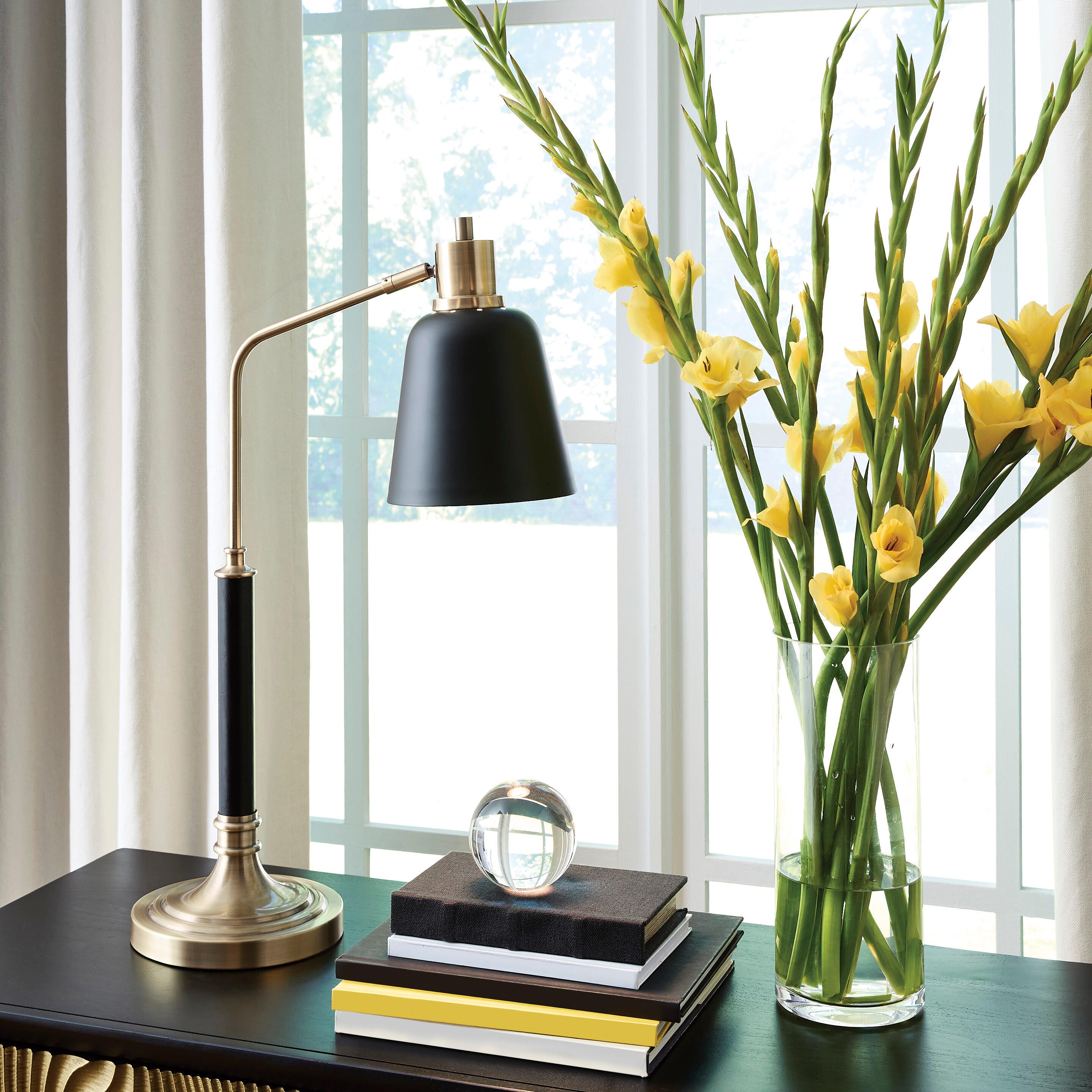 Family Deals Furniture - Ashley Furniture - Clairwell Lighting - Metal Desk Lamp (1/CN) - L734422