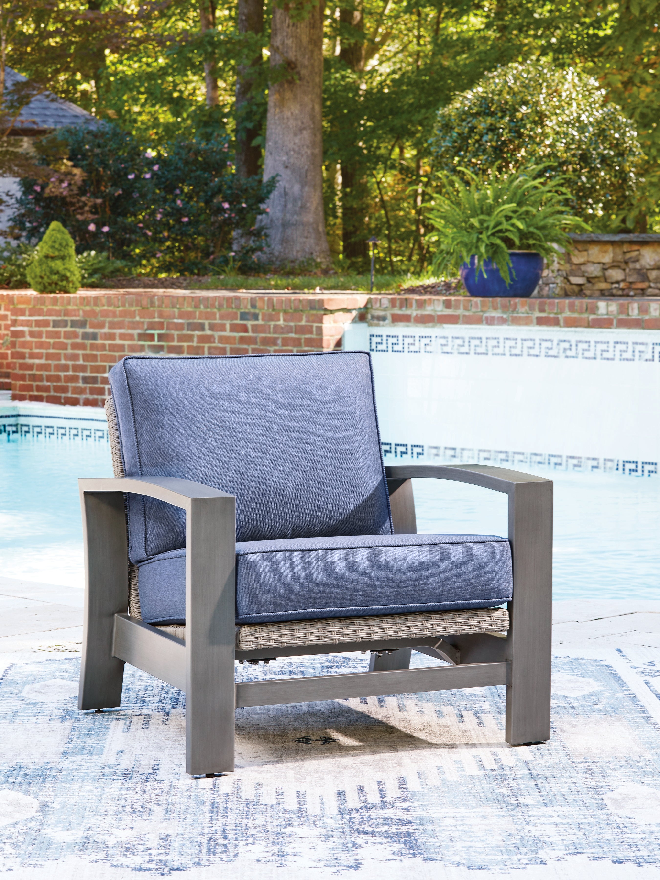 Family Deals Furniture - Ashley Furniture - Half Moon Beach Outdoor - Spring Lounge Chair / Blue/Gray - PCP418-820